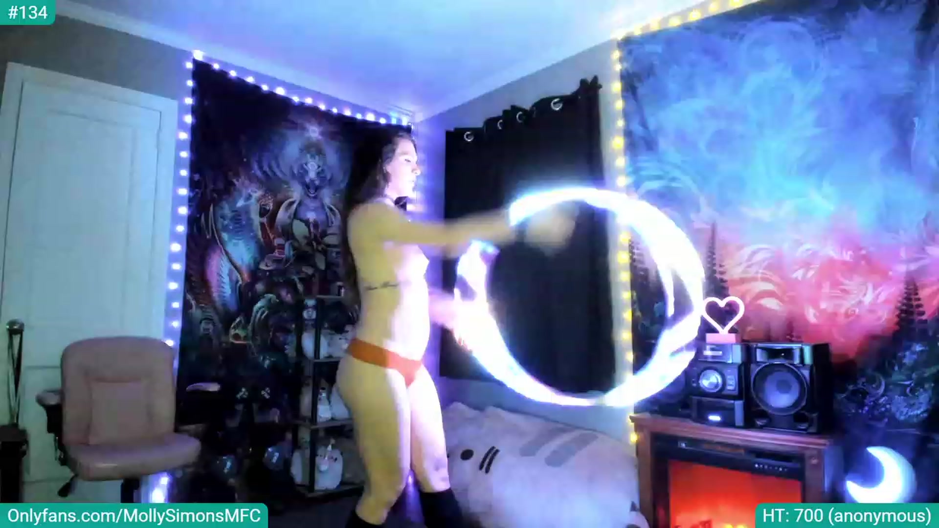 Gallery image thumbnail from MollySimons's myfreecams stream on, 01/30/2023, 05:23 image 19 of 20