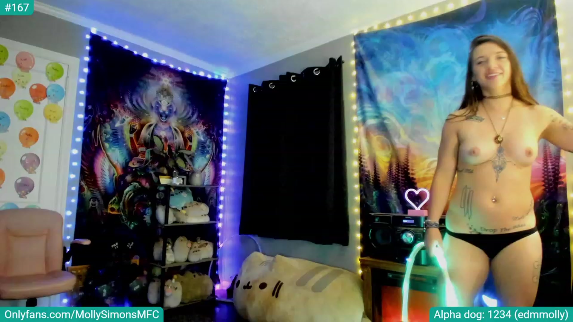 Gallery image thumbnail from MollySimons's myfreecams stream on, 04/14/2023, 04:01 image 15 of 20