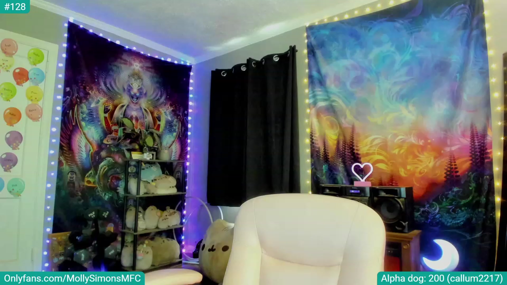 Gallery image thumbnail from MollySimons's myfreecams stream on, 04/16/2023, 19:20 image 19 of 20