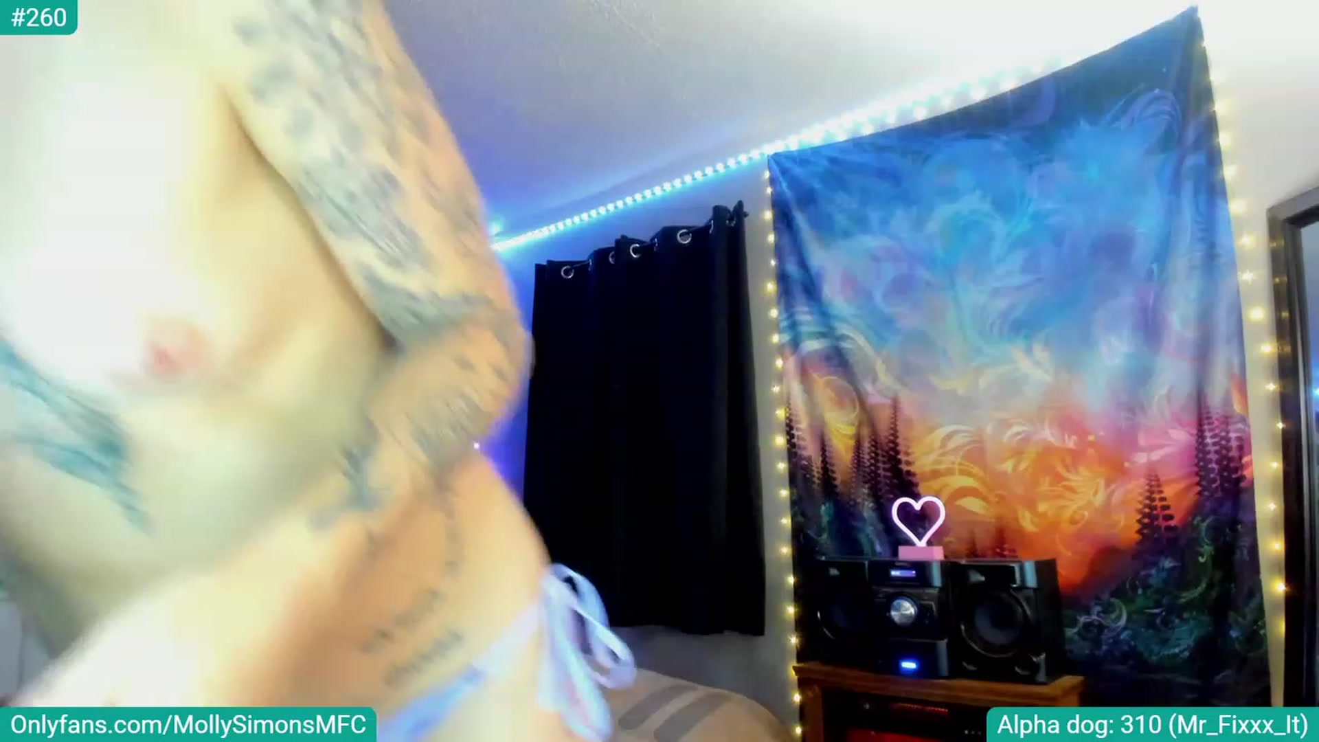 Gallery image thumbnail from MollySimons's myfreecams stream on, 04/30/2023, 03:37 image 20 of 20