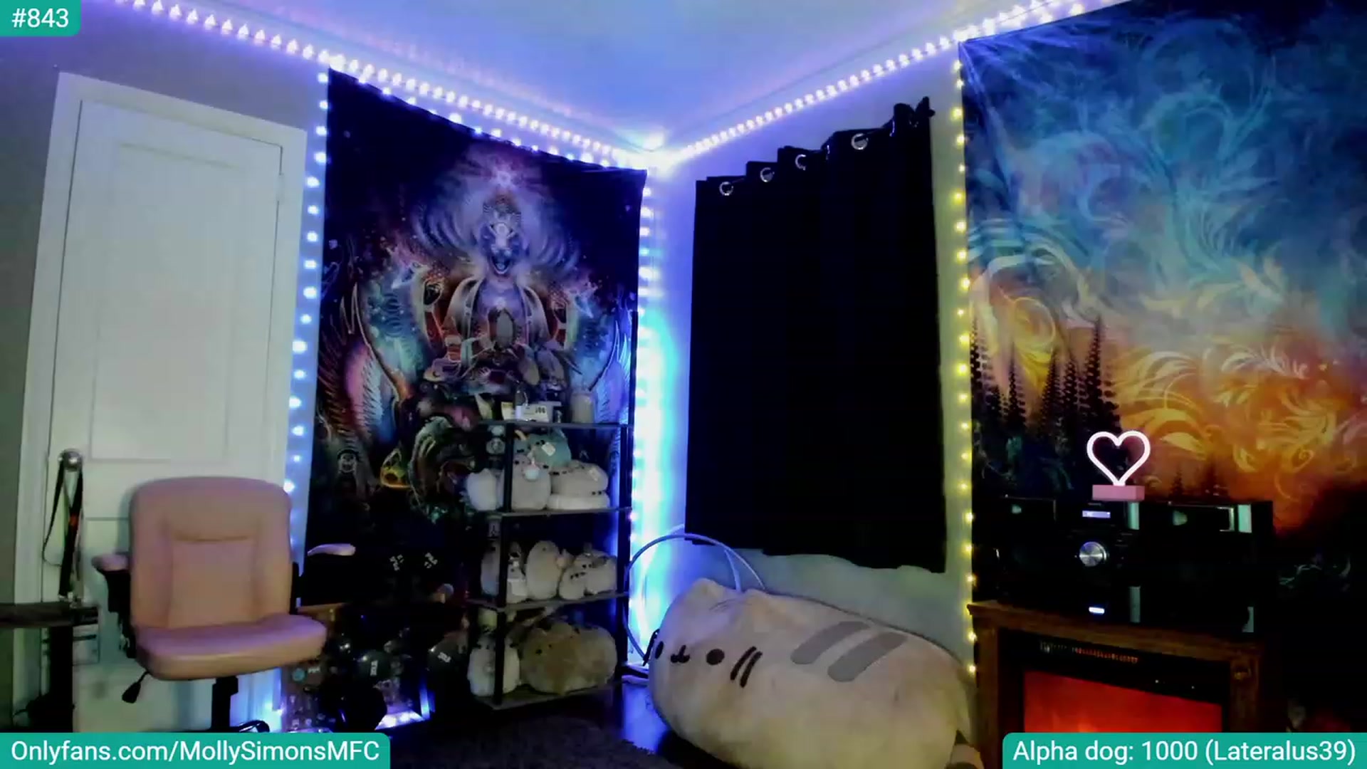 Gallery image thumbnail from MollySimons's myfreecams stream on, 06/19/2023, 04:29 image 18 of 20