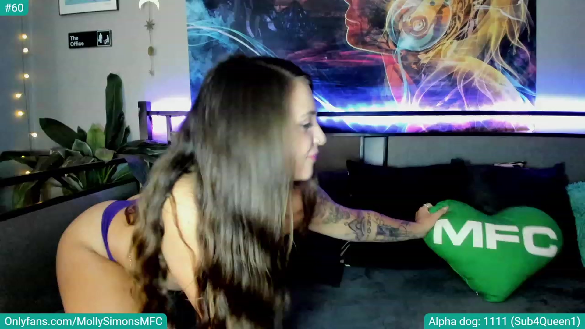 Gallery image thumbnail from MollySimons's myfreecams stream on, 07/04/2023, 03:48 image 4 of 20