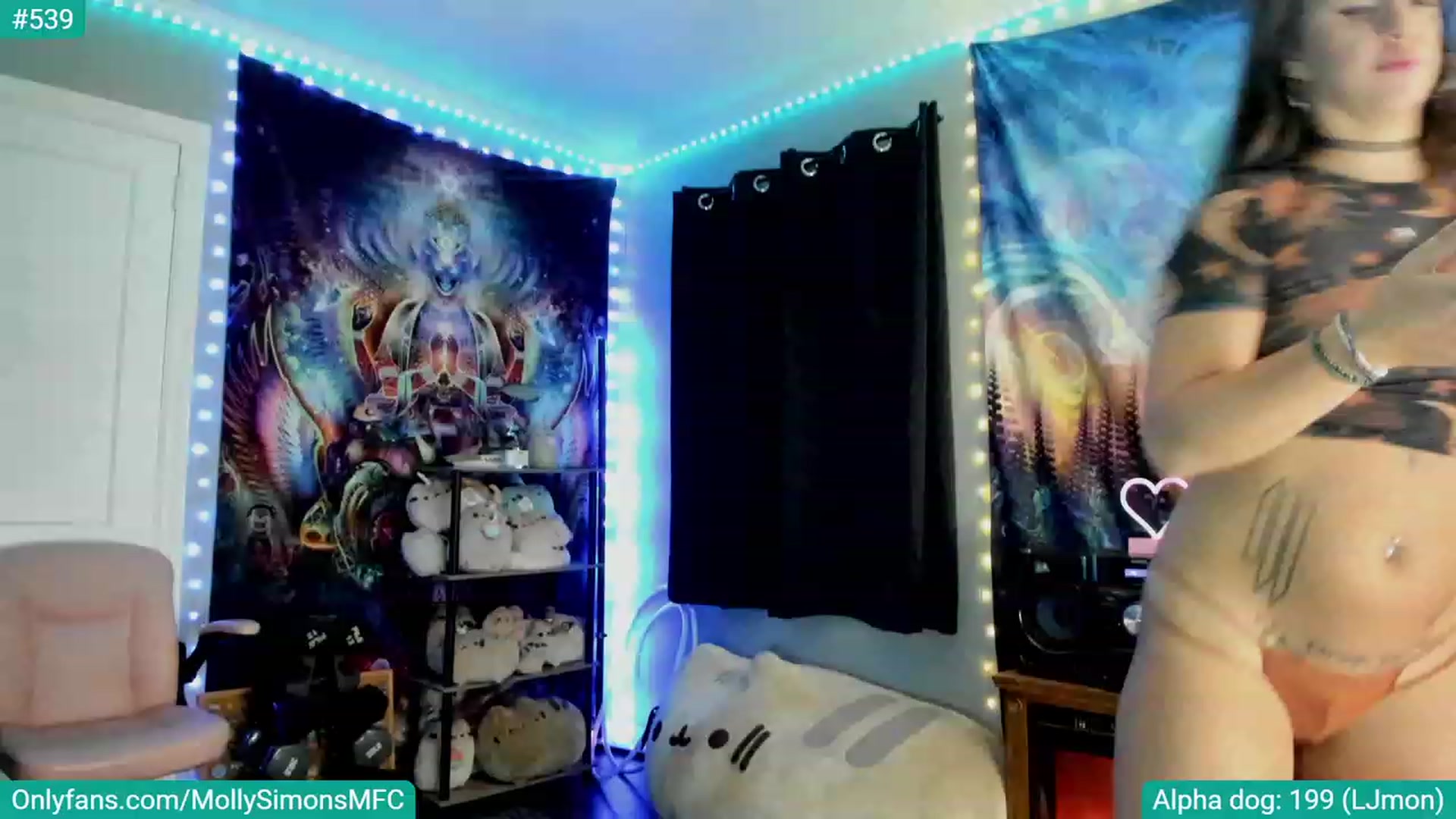 Gallery image thumbnail from MollySimons's myfreecams stream on, 09/04/2023, 04:55 image 8 of 20