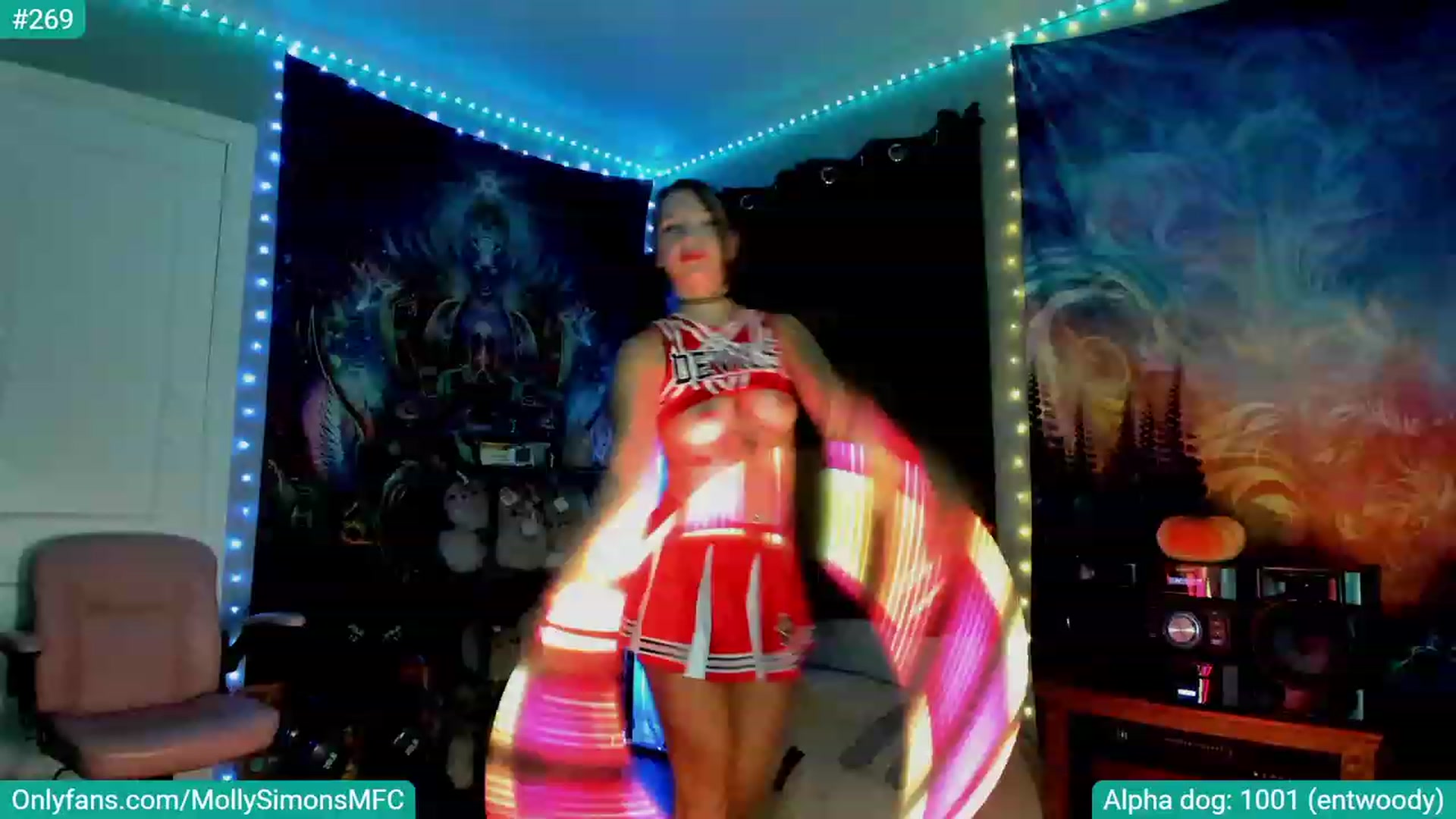Gallery image thumbnail from MollySimons's myfreecams stream on, 10/15/2023, 03:07 image 2 of 20
