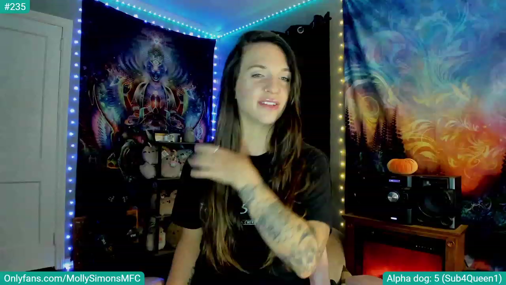 Gallery image thumbnail from MollySimons's myfreecams stream on, 10/26/2023, 03:00 image 14 of 20