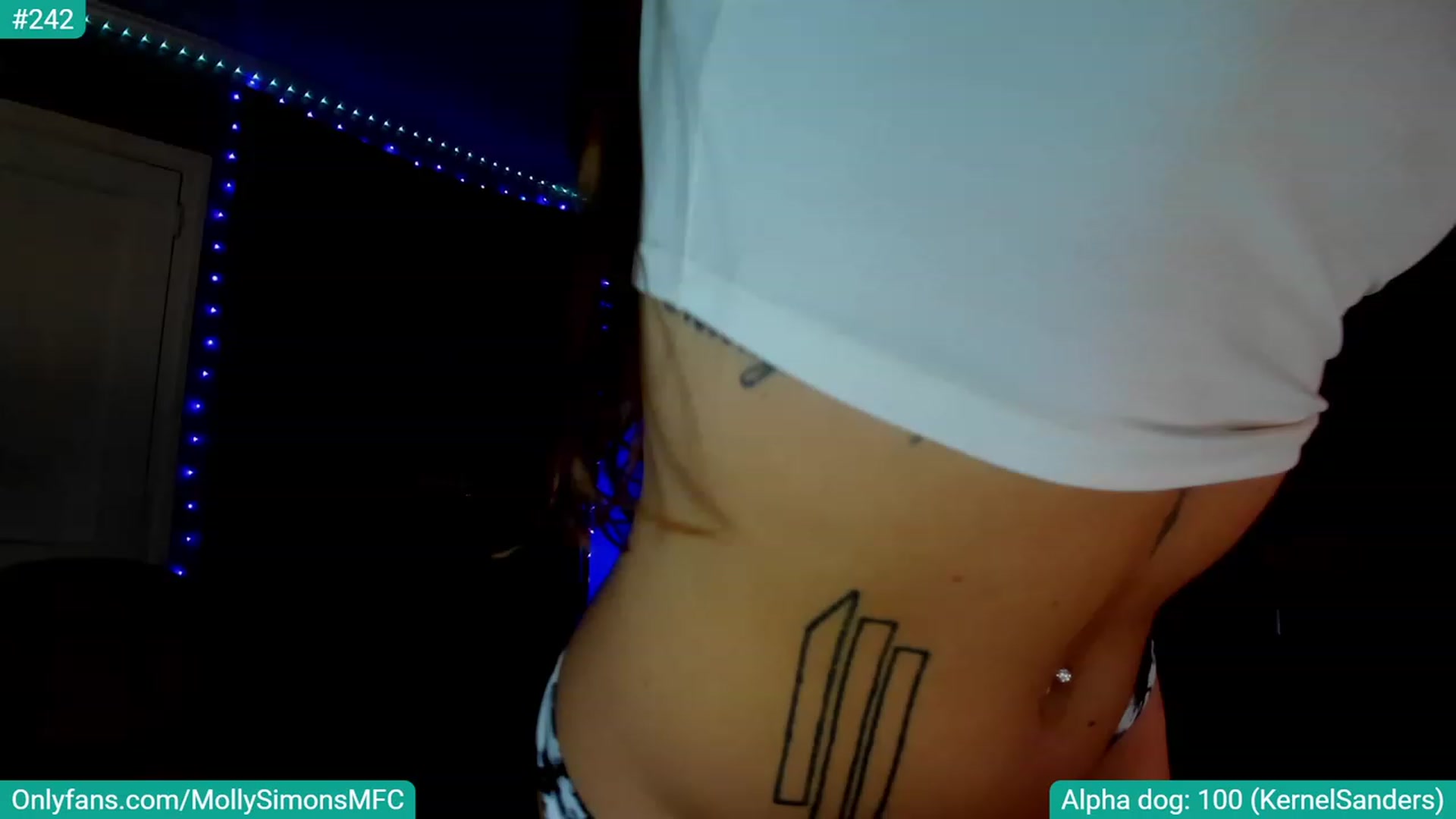 Gallery image thumbnail from MollySimons's myfreecams stream on, 10/29/2023, 18:59 image 9 of 20