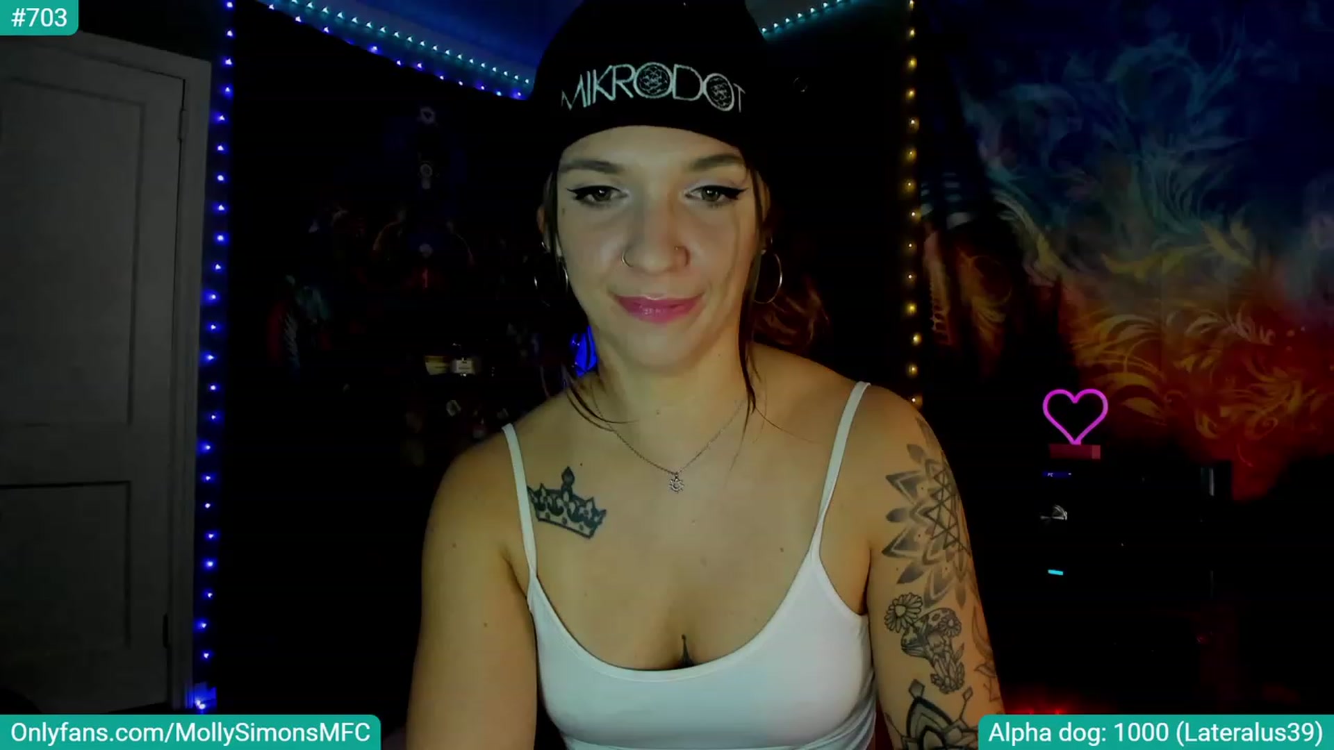 Gallery image thumbnail from MollySimons's myfreecams stream on, 11/20/2023, 05:13 image 17 of 20