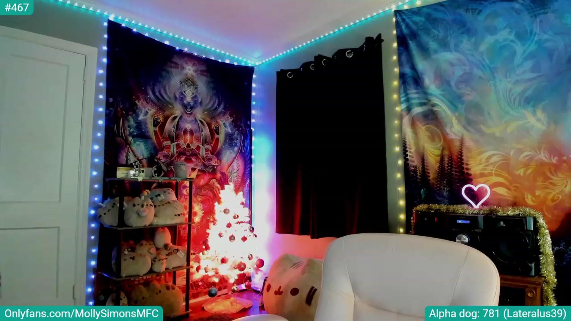 Gallery image thumbnail from MollySimons's myfreecams stream on, 11/29/2023, 03:39 image 3 of 20