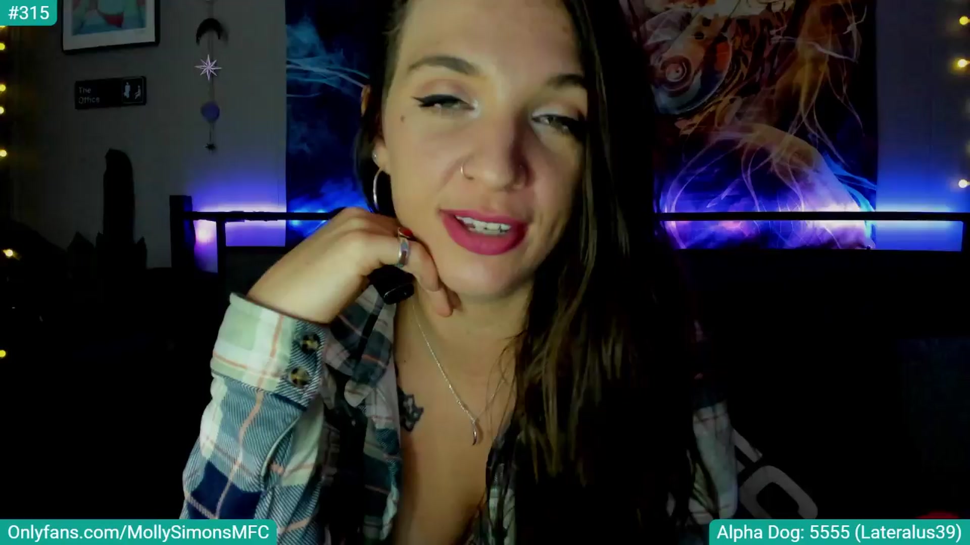 Gallery image thumbnail from MollySimons's myfreecams stream on, 03/25/2024, 04:43 image 1 of 20