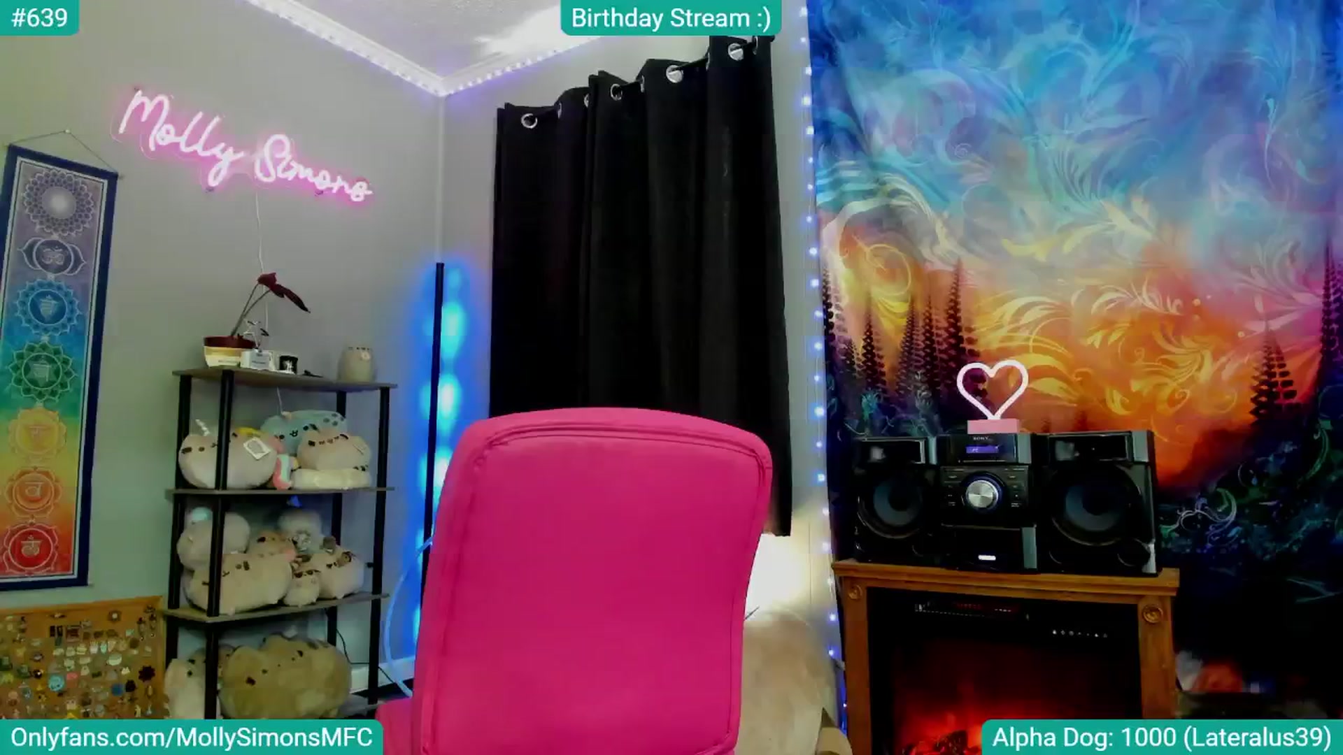 Gallery image thumbnail from MollySimons's myfreecams stream on, 04/28/2024, 20:00 image 15 of 20