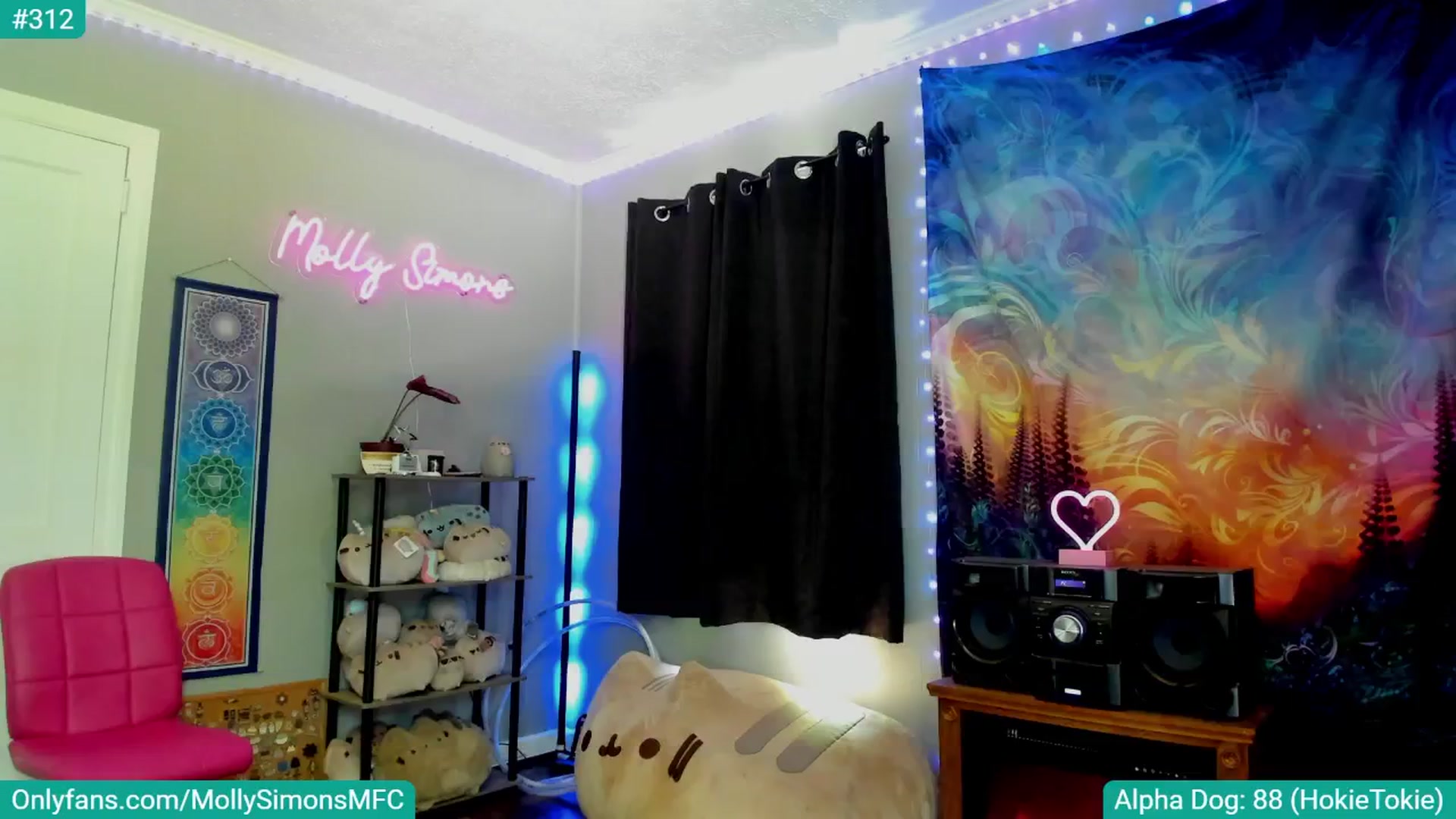 Gallery image thumbnail from MollySimons's myfreecams stream on, 05/12/2024, 19:48 image 11 of 20