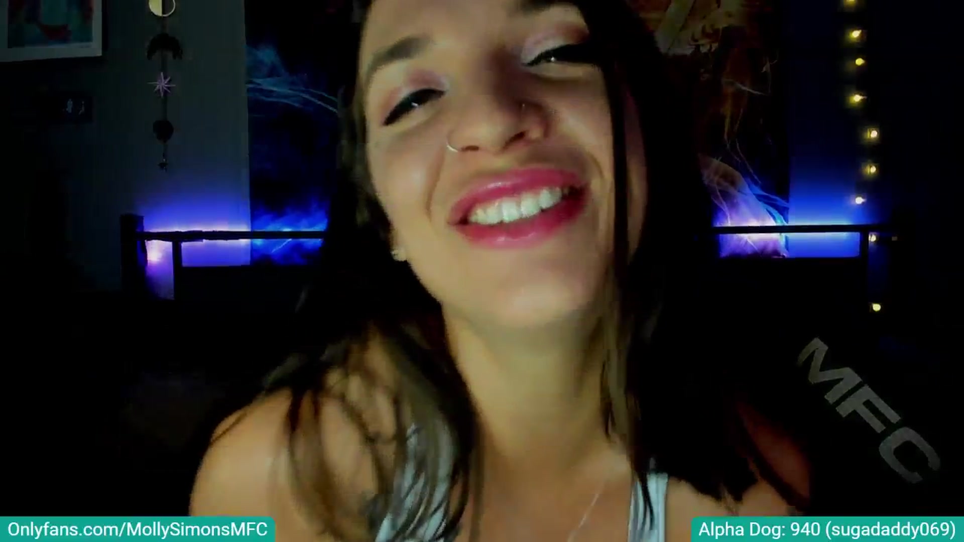 Gallery image thumbnail from MollySimons's myfreecams stream on, 06/10/2024, 06:34 image 10 of 20