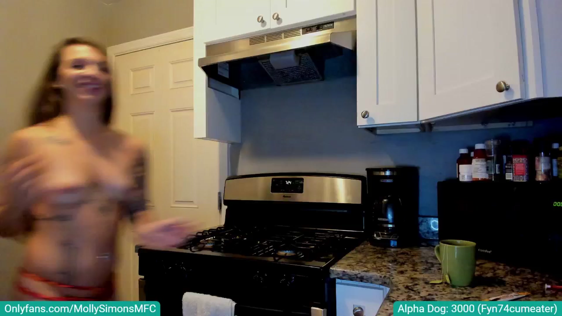 Gallery image thumbnail from MollySimons's myfreecams stream on, 11/16/2024, 05:10 image 8 of 20