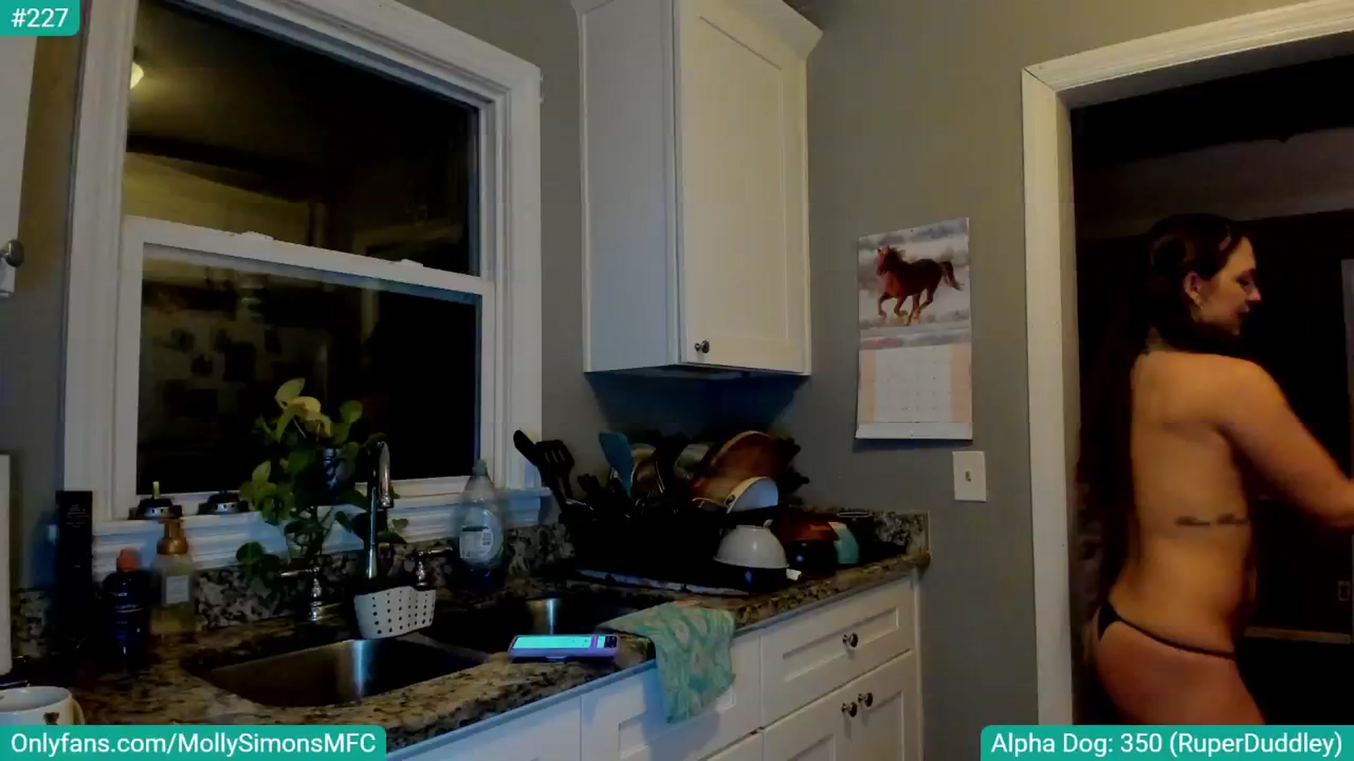 Gallery image thumbnail from MollySimons's myfreecams stream on, 01/03/2025, 05:46 image 11 of 20