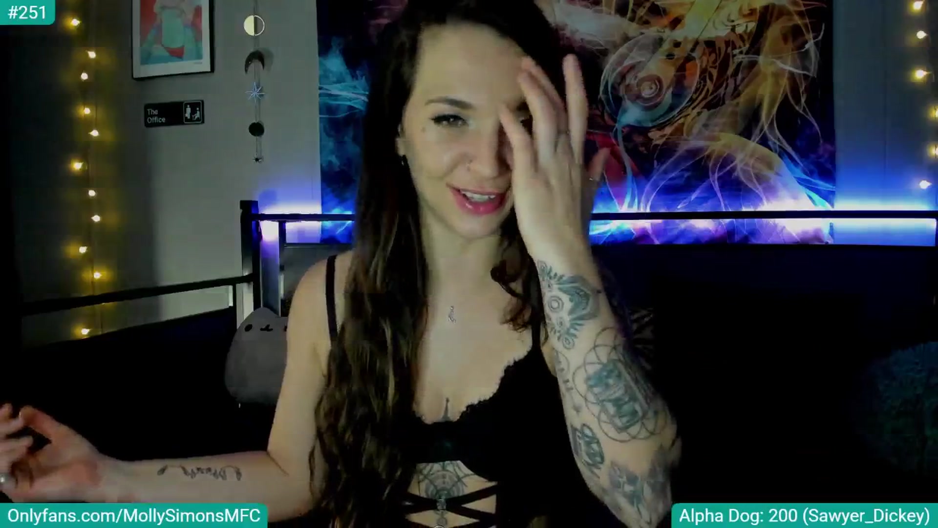 Gallery image thumbnail from MollySimons's myfreecams stream on, 01/19/2025, 04:29 image 9 of 20