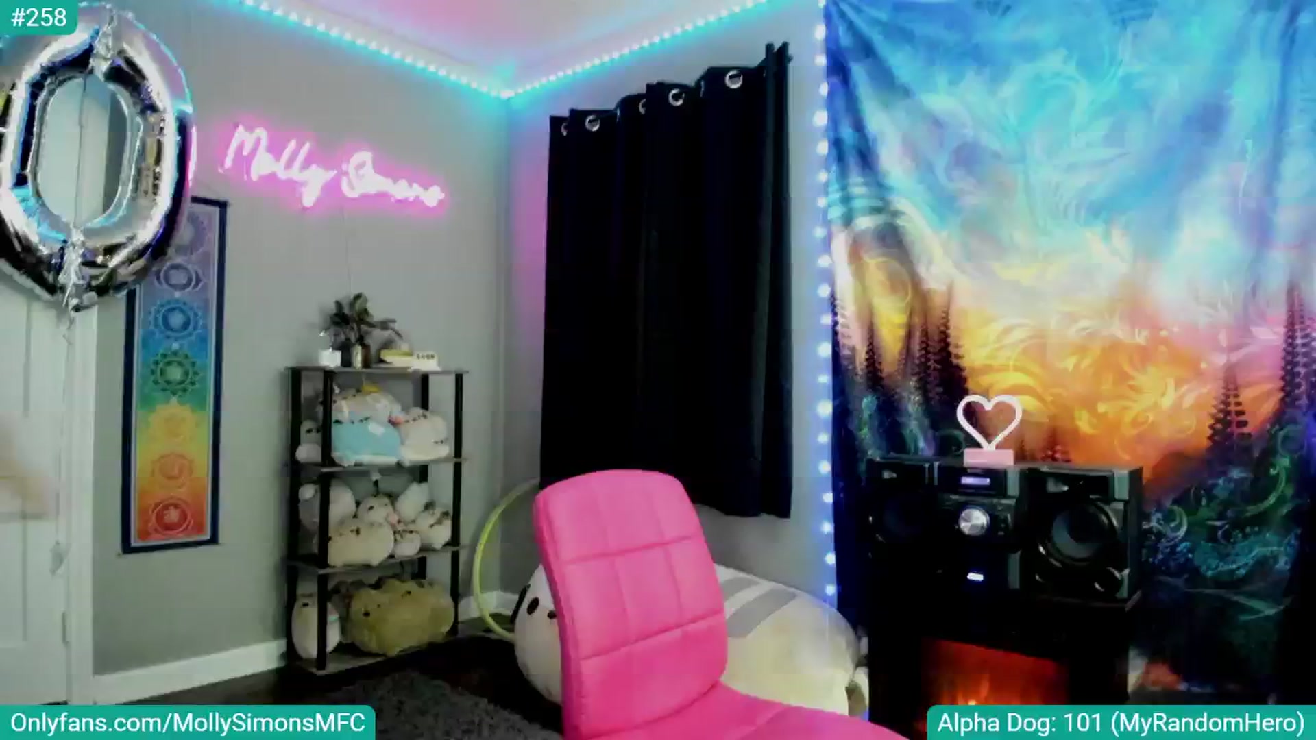 Gallery image thumbnail from MollySimons's myfreecams stream on, 01/22/2025, 04:43 image 16 of 20