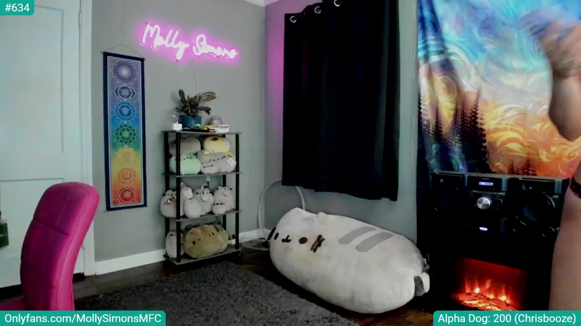 Gallery image thumbnail from MollySimons's myfreecams stream on, 05/02/2025, 03:59 image 5 of 20