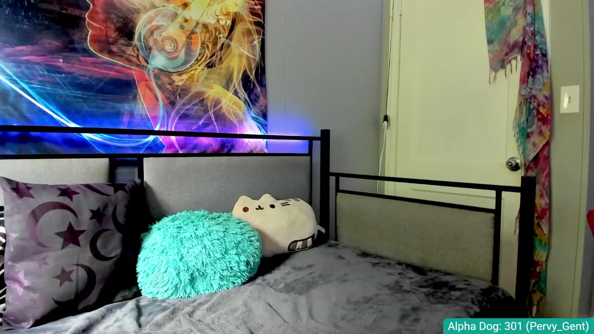 Gallery image thumbnail from MollySimons's myfreecams stream on, 04/19/2026, 20:25 image 10 of 20