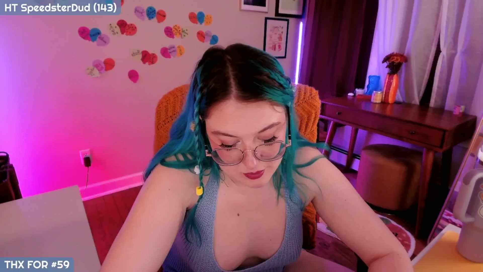 Gallery image thumbnail from MollySnacks's myfreecams stream on, 11/28/2024, 07:26 image 13 of 20