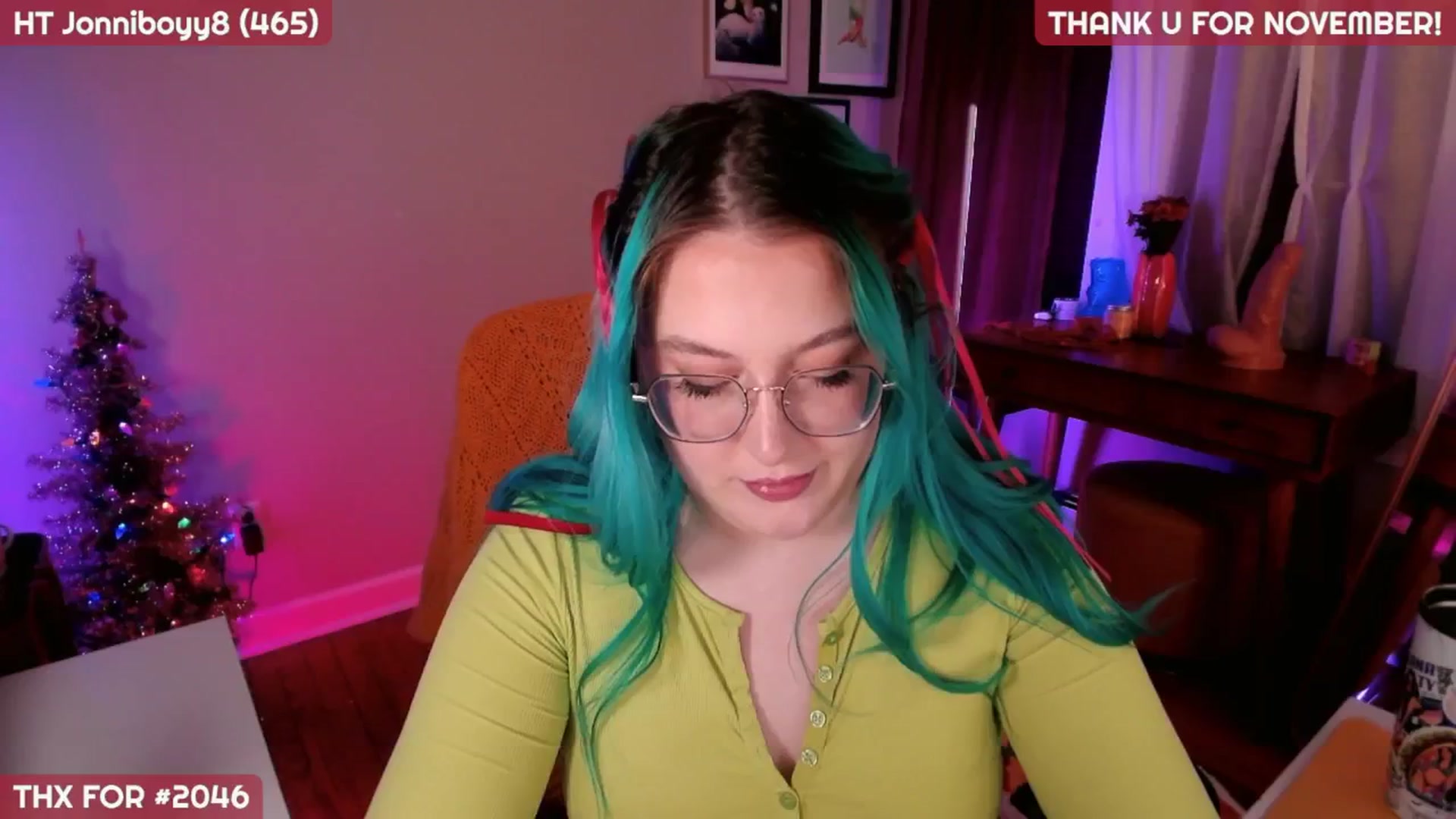 Gallery image thumbnail from MollySnacks's myfreecams stream on, 12/07/2024, 06:38 image 10 of 20