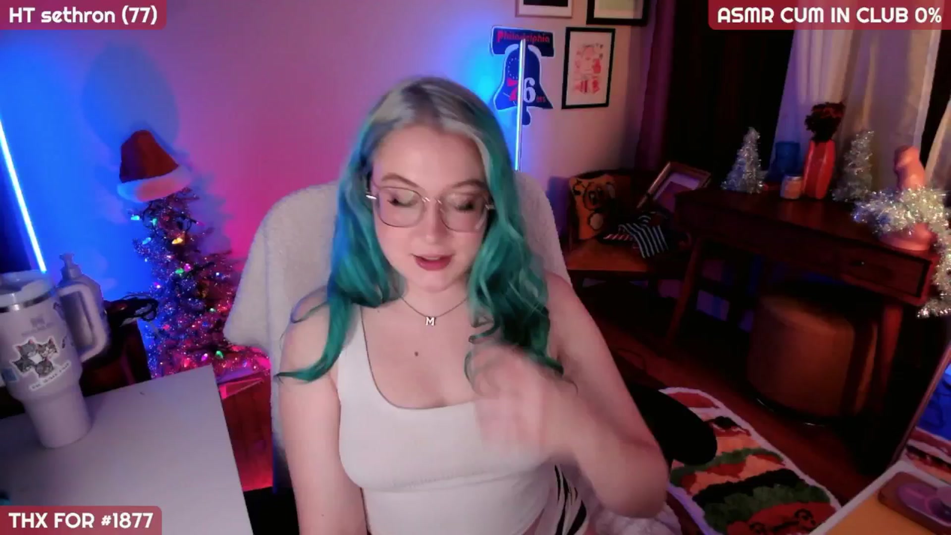 Gallery image thumbnail from MollySnacks's myfreecams stream on, 12/12/2024, 03:32 image 17 of 20