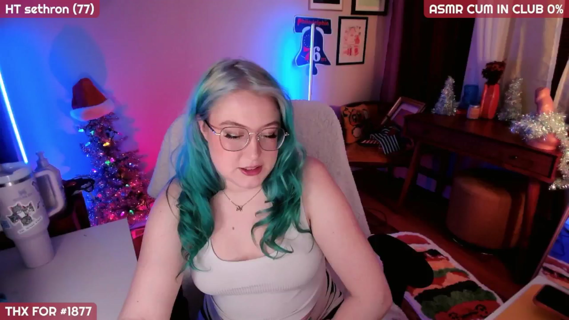 Gallery image thumbnail from MollySnacks's myfreecams stream on, 12/12/2024, 03:32 image 16 of 20