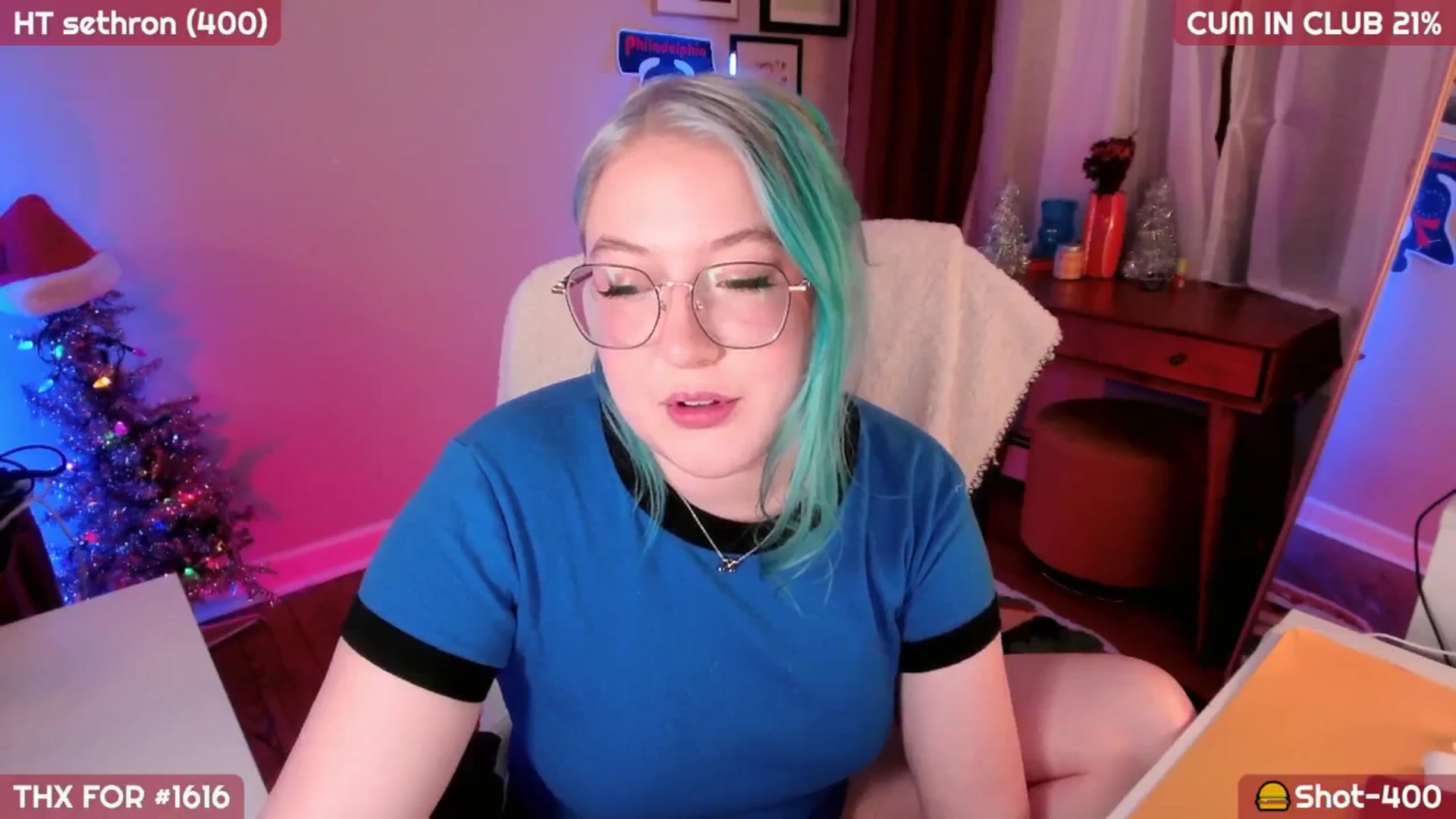 Gallery image thumbnail from MollySnacks's myfreecams stream on, 12/13/2024, 05:21 image 12 of 20