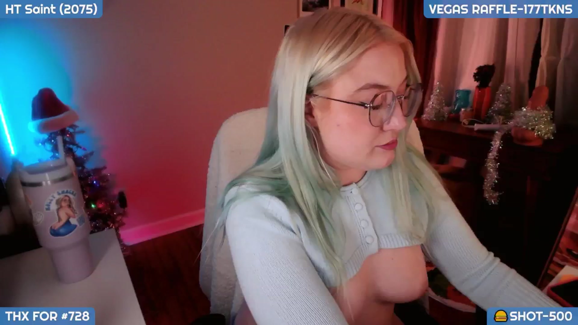Gallery image thumbnail from MollySnacks's myfreecams stream on, 12/19/2024, 06:27 image 20 of 20