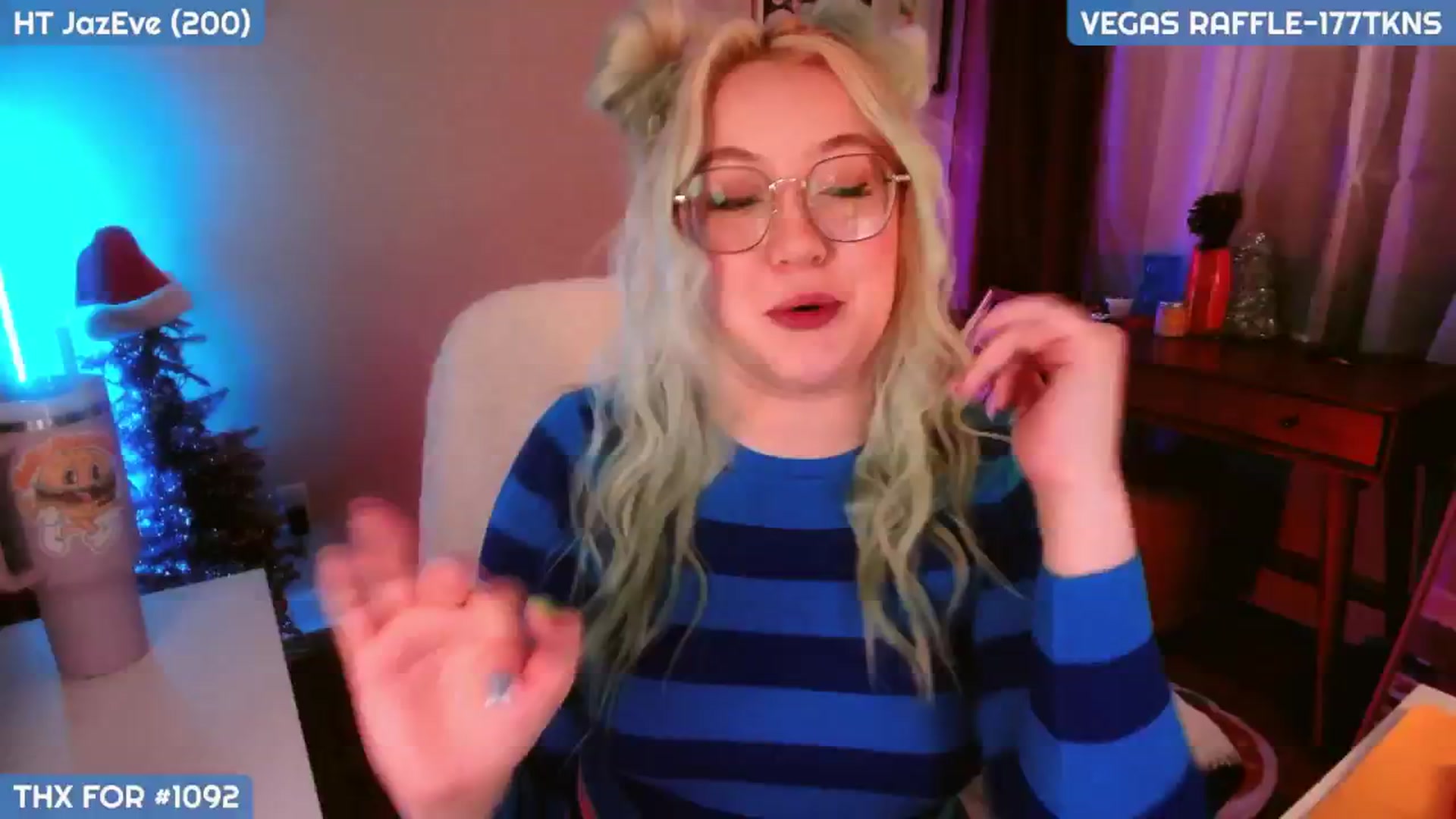 Gallery image thumbnail from MollySnacks's myfreecams stream on, 12/28/2024, 06:02 image 4 of 20