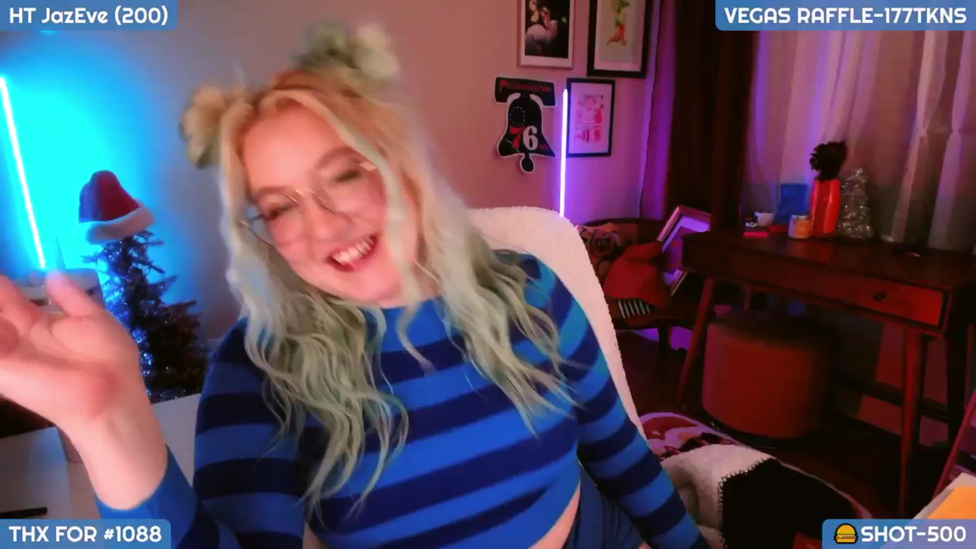 Gallery image thumbnail from MollySnacks's myfreecams stream on, 12/28/2024, 06:02 image 9 of 20