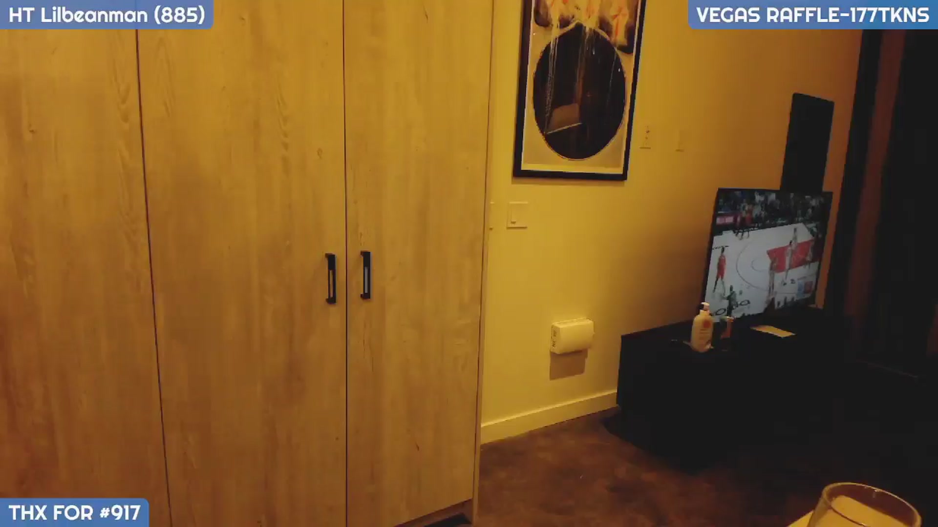 Gallery image thumbnail from MollySnacks's myfreecams stream on, 12/31/2024, 05:35 image 20 of 20
