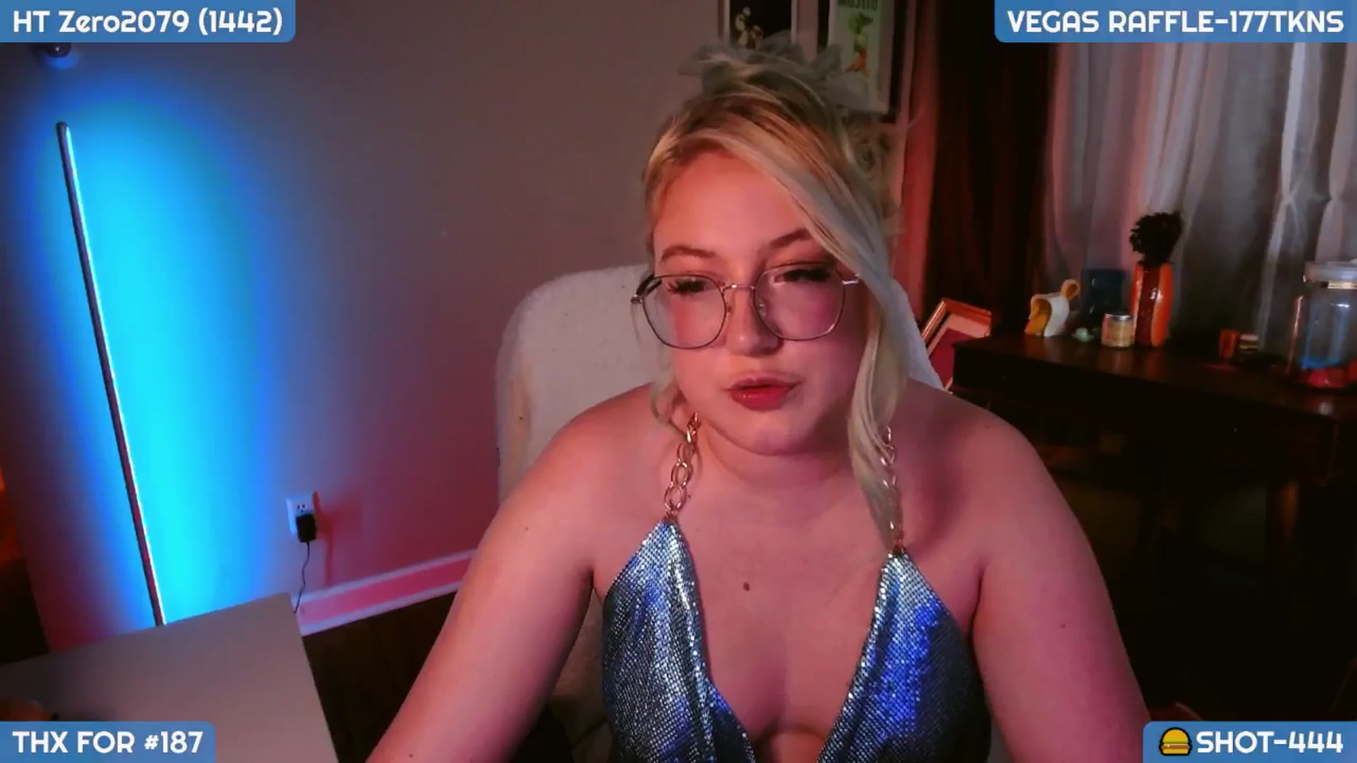 Gallery image thumbnail from MollySnacks's myfreecams stream on, 01/02/2025, 04:54 image 18 of 20