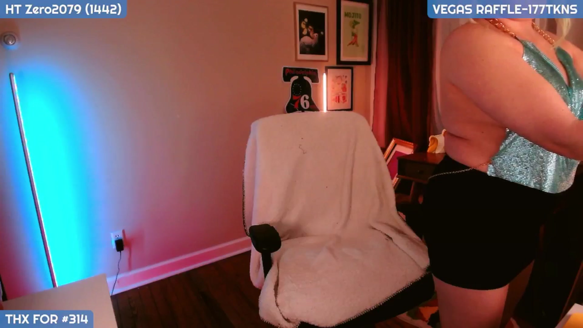 Gallery image thumbnail from MollySnacks's myfreecams stream on, 01/02/2025, 04:54 image 6 of 20