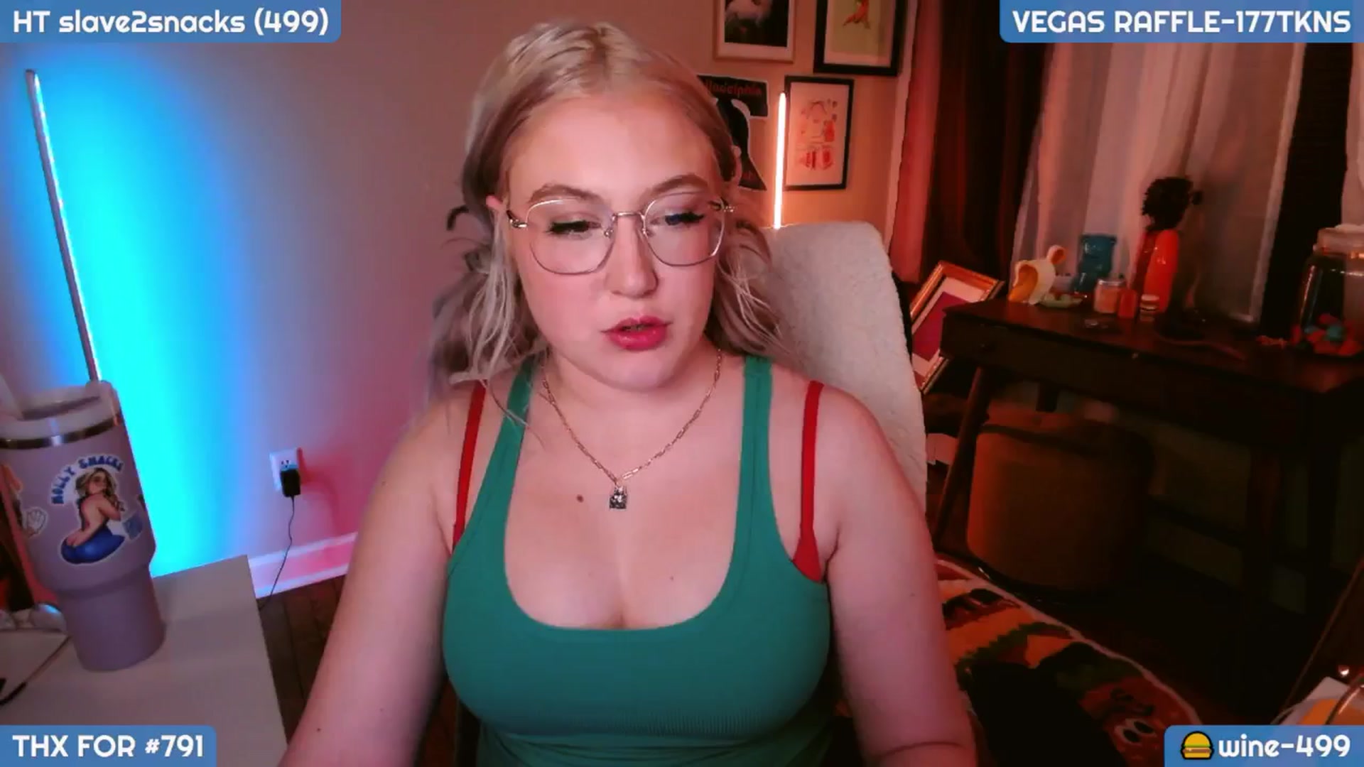 Gallery image thumbnail from MollySnacks's myfreecams stream on, 01/11/2025, 07:11 image 8 of 20