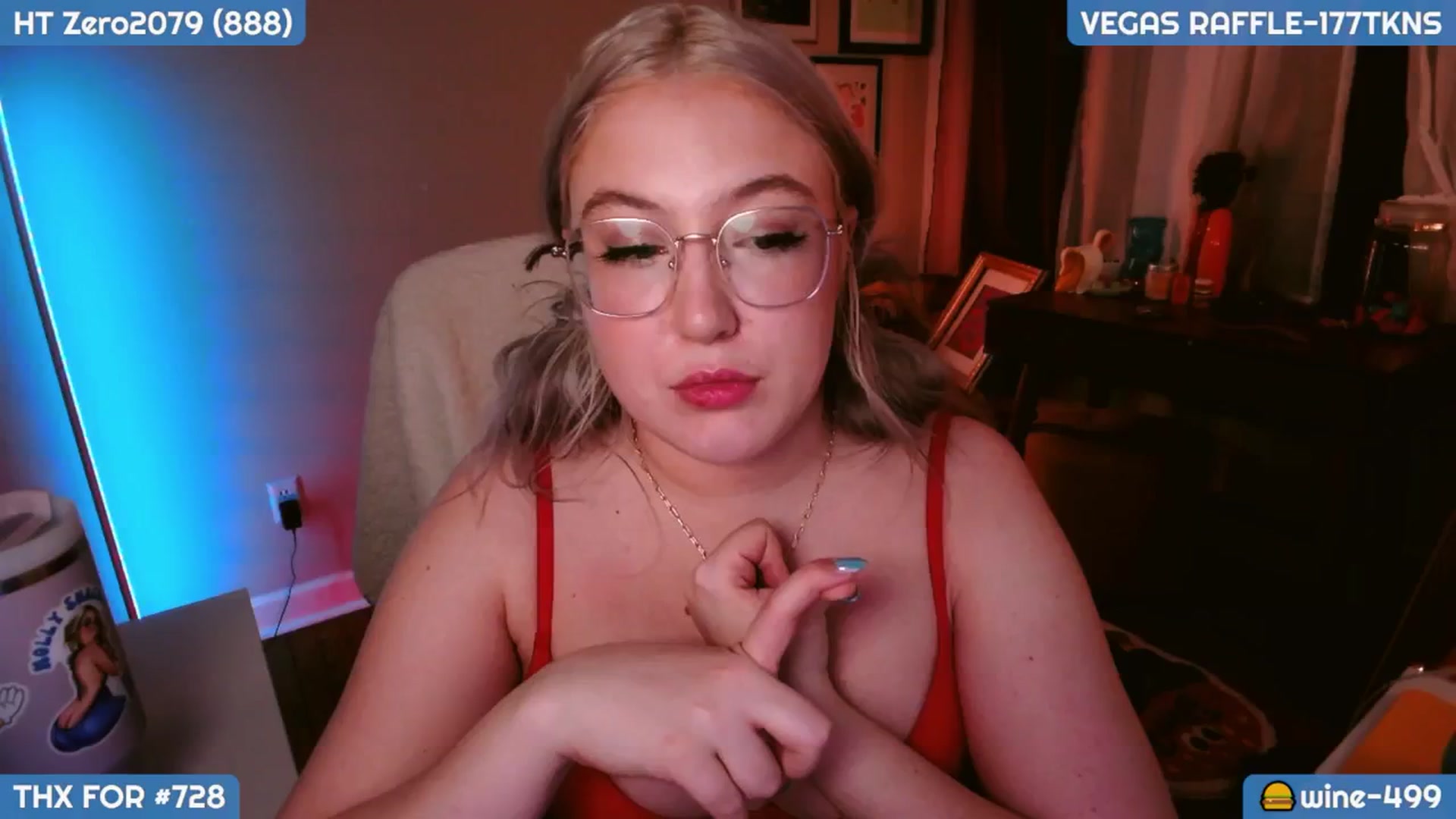Gallery image thumbnail from MollySnacks's myfreecams stream on, 01/11/2025, 07:11 image 16 of 20