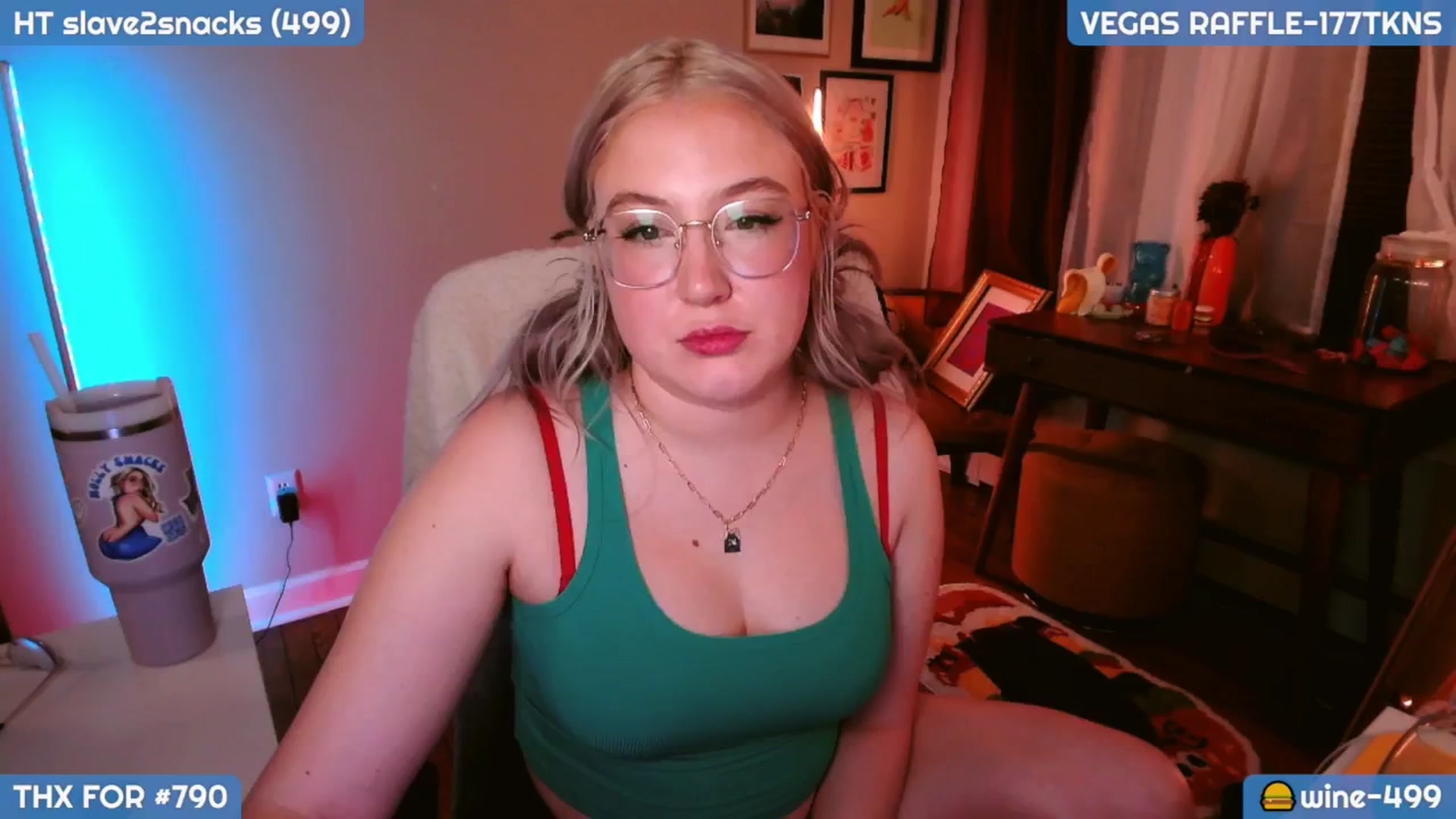 Gallery image thumbnail from MollySnacks's myfreecams stream on, 01/11/2025, 07:11 image 3 of 20
