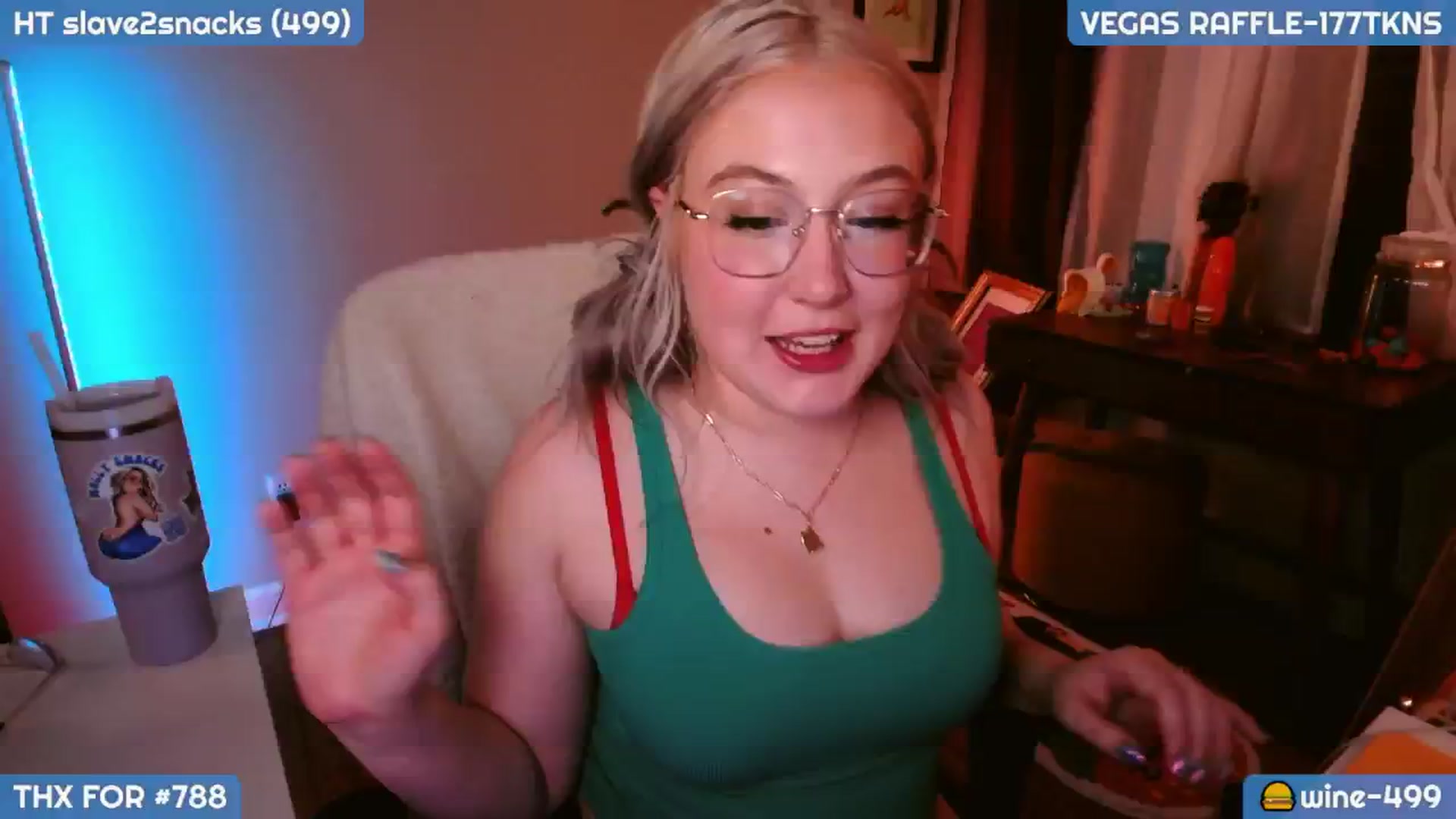 Gallery image thumbnail from MollySnacks's myfreecams stream on, 01/11/2025, 07:11 image 1 of 20