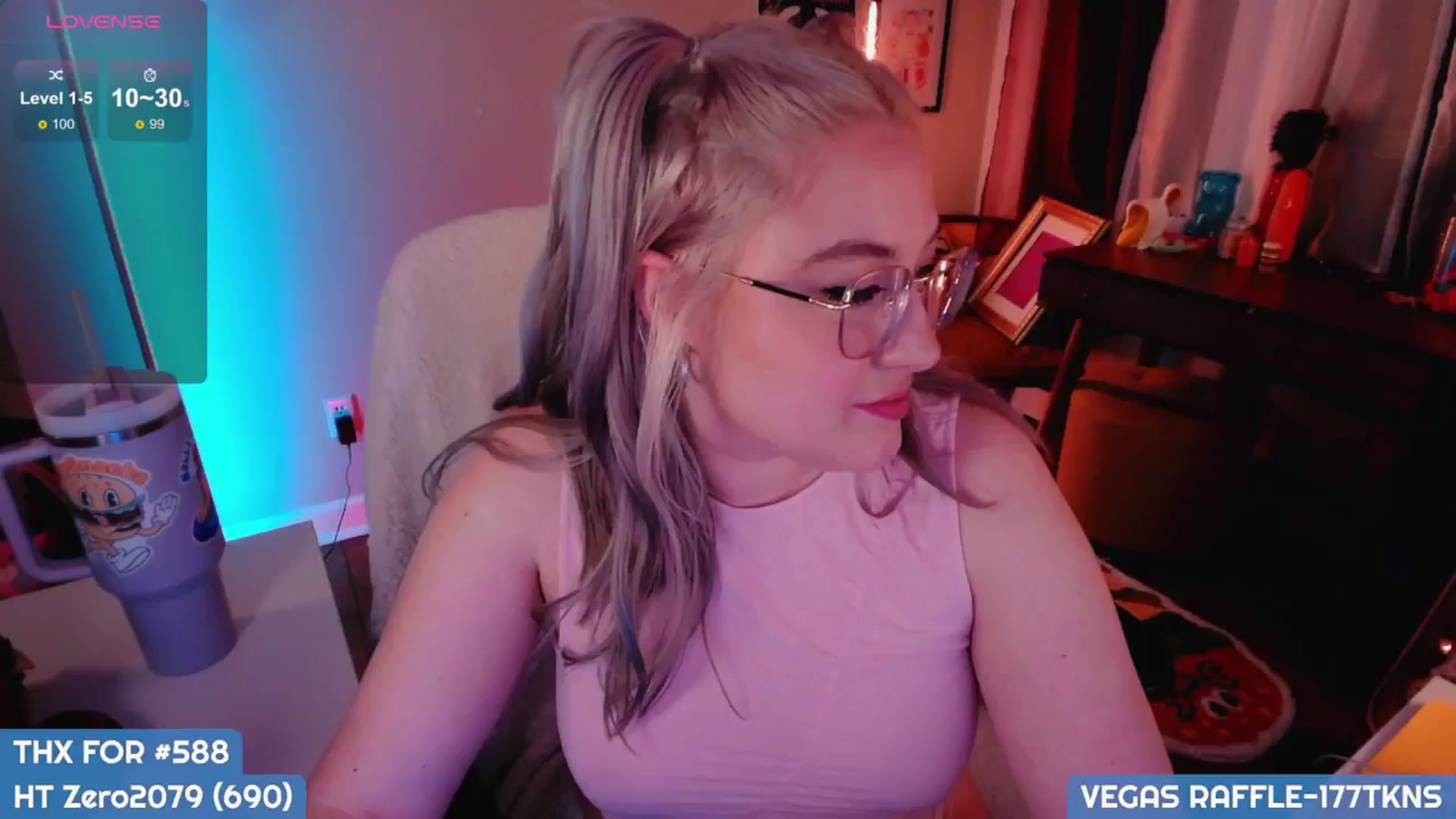 Gallery image thumbnail from MollySnacks's myfreecams stream on, 01/13/2025, 24:07 image 14 of 20