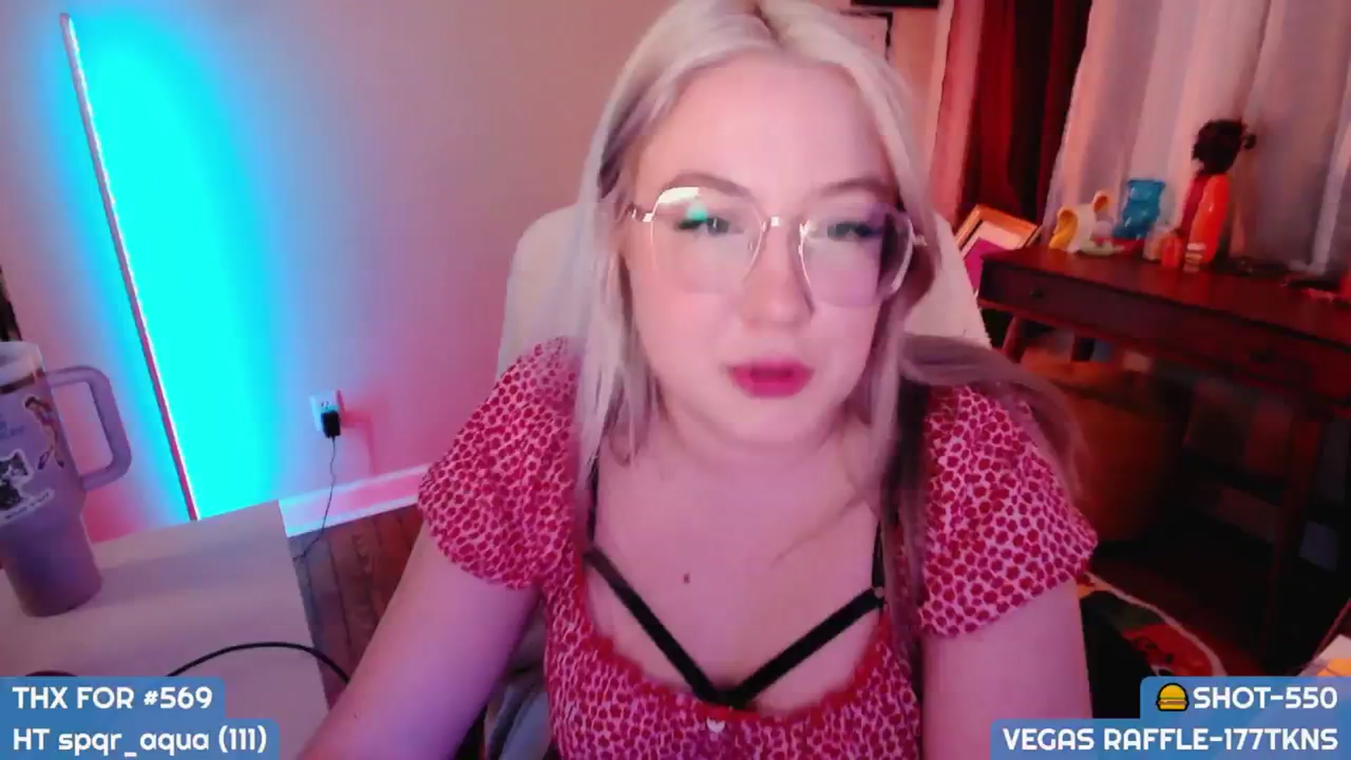 Gallery image thumbnail from MollySnacks's myfreecams stream on, 01/14/2025, 04:56 image 8 of 20