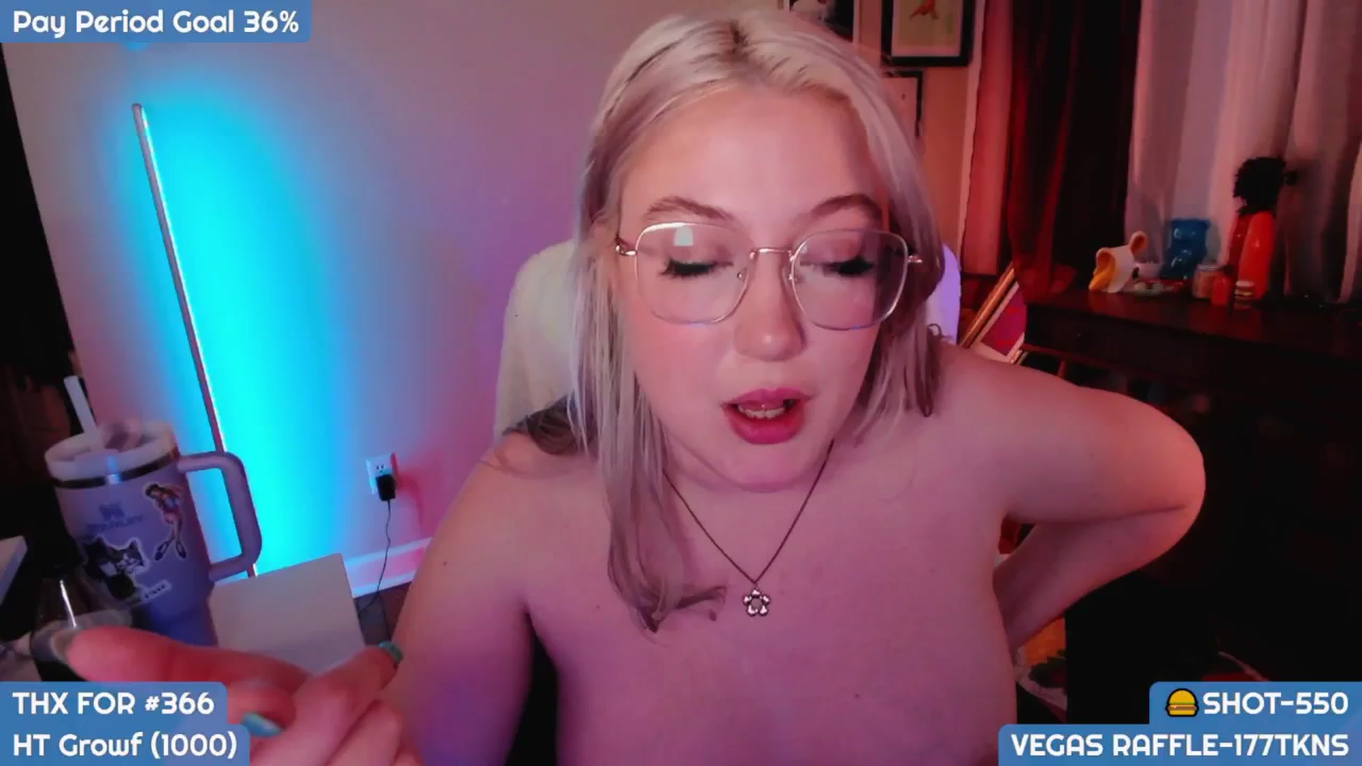 Gallery image thumbnail from MollySnacks's myfreecams stream on, 01/16/2025, 05:22 image 16 of 20