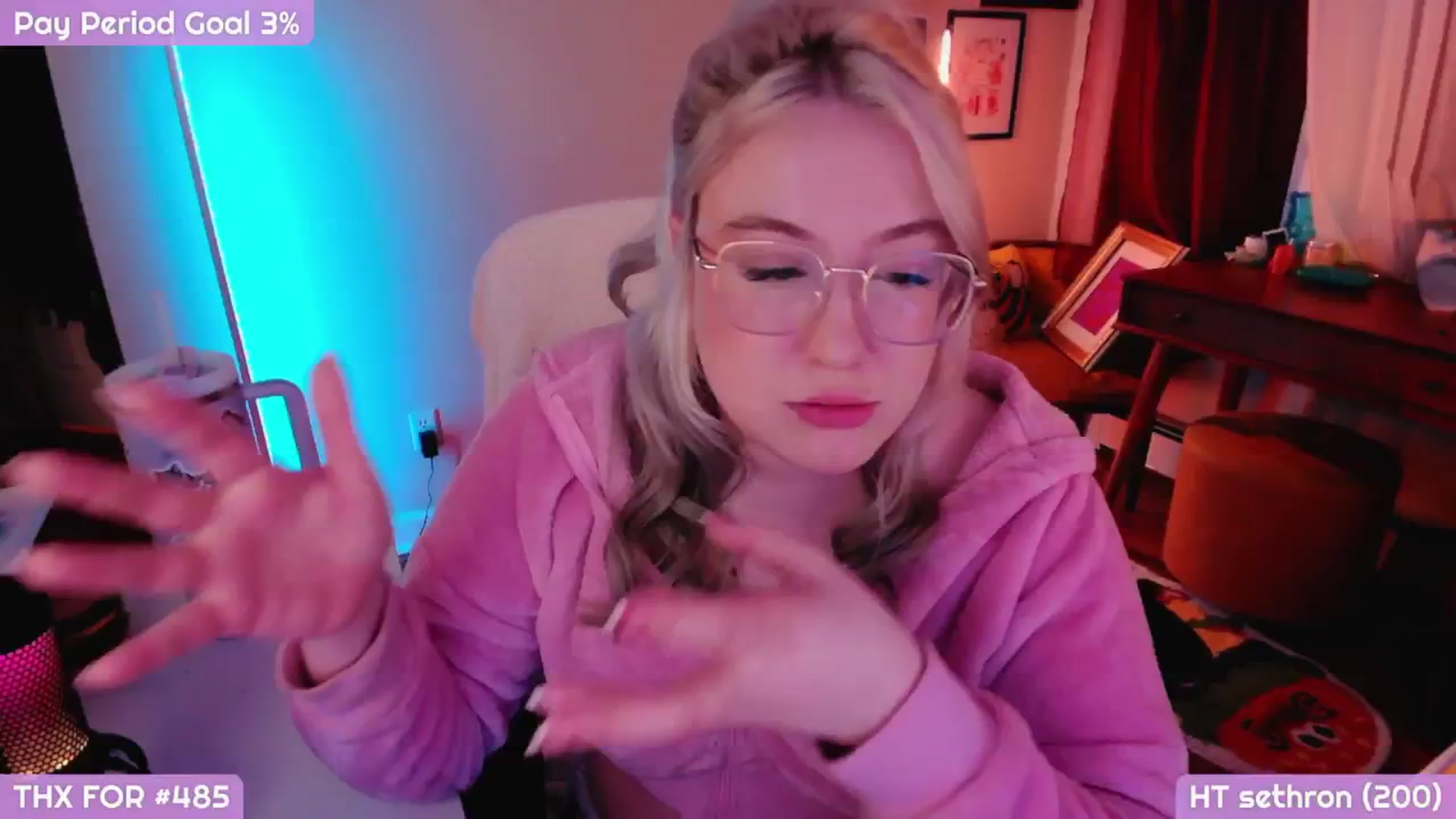 Gallery image thumbnail from MollySnacks's myfreecams stream on, 01/31/2025, 05:41 image 9 of 20