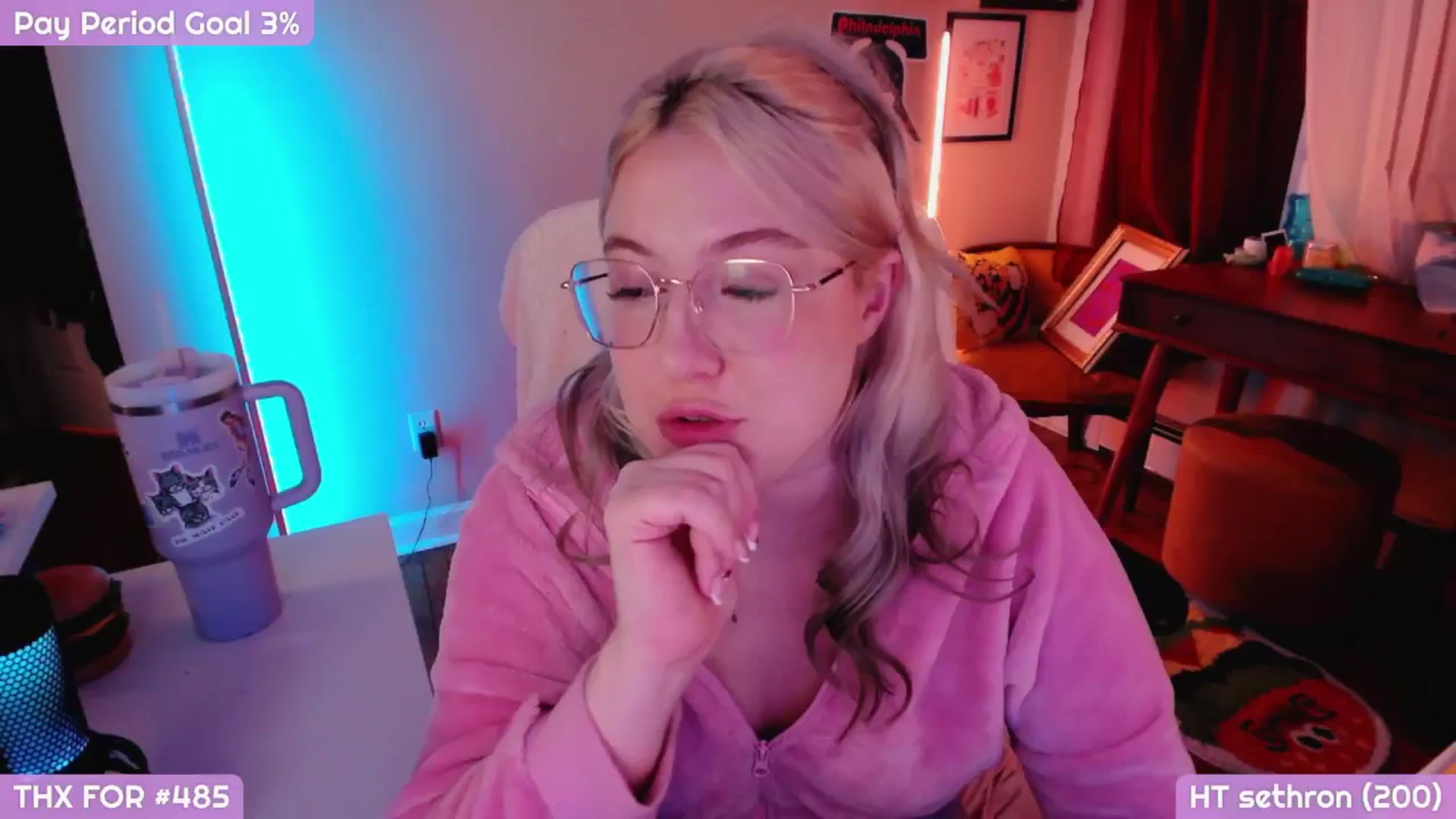 Gallery image thumbnail from MollySnacks's myfreecams stream on, 01/31/2025, 05:41 image 10 of 20