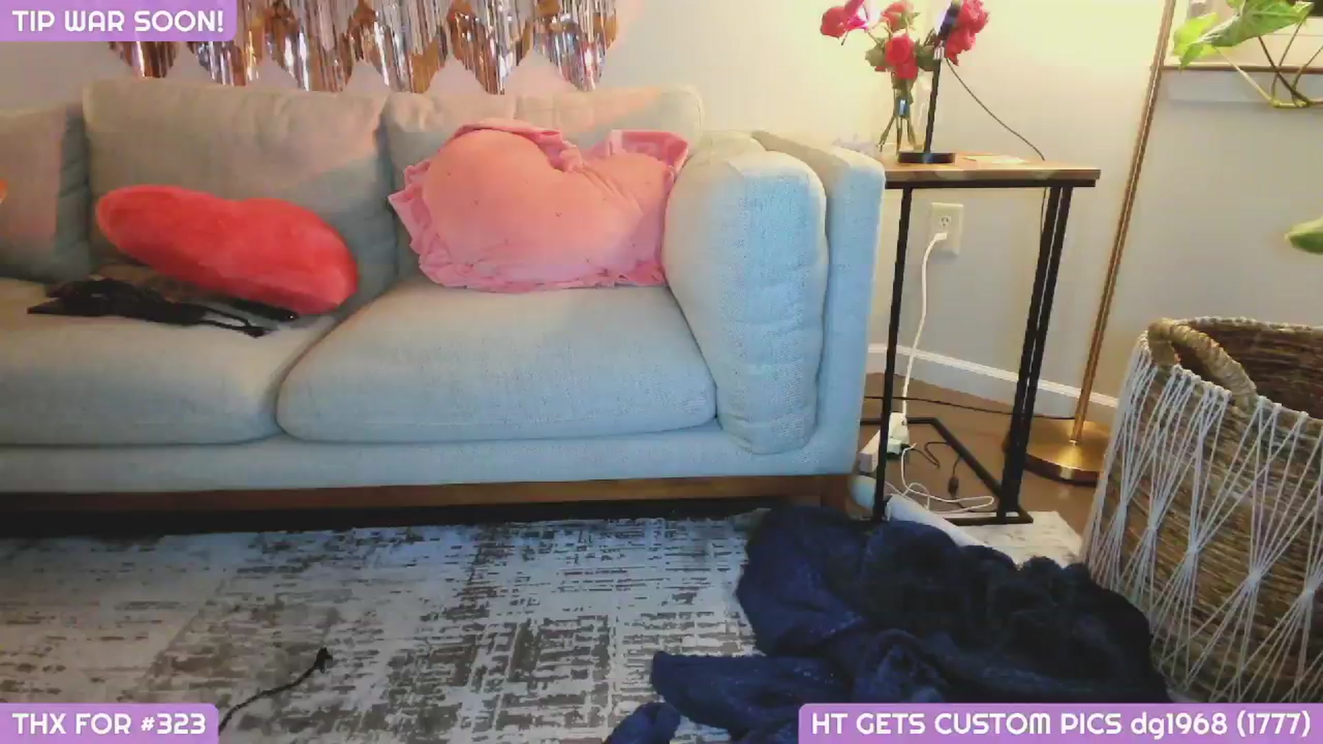 Gallery image thumbnail from MollySnacks's myfreecams stream on, 02/16/2025, 04:30 image 9 of 20