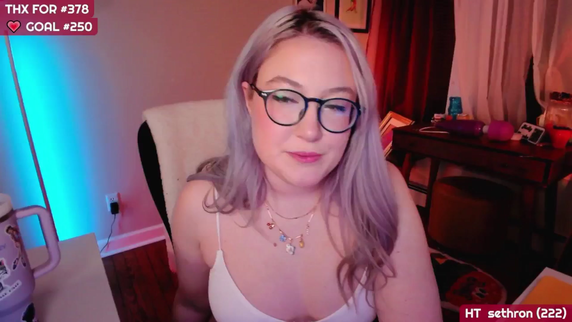 Gallery image thumbnail from MollySnacks's myfreecams stream on, 02/26/2025, 05:18 image 5 of 20