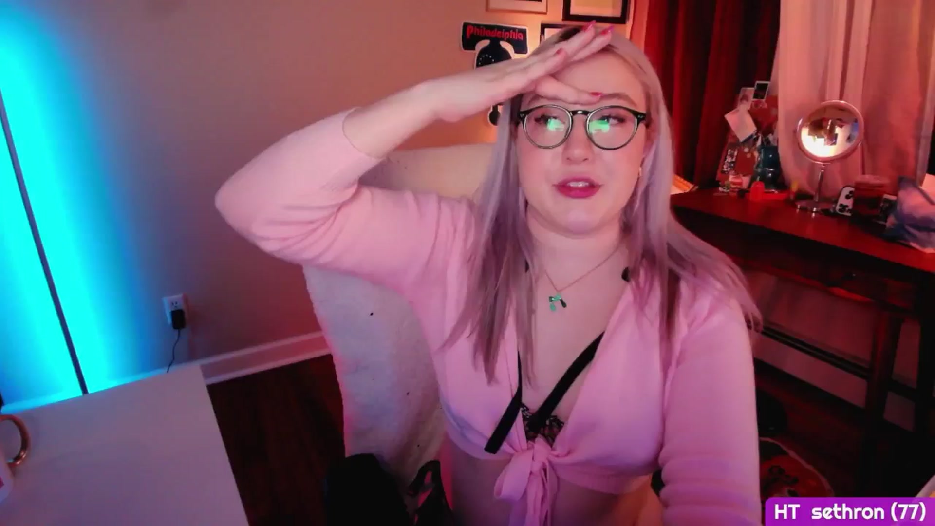 Gallery image thumbnail from MollySnacks's myfreecams stream on, 03/06/2025, 06:30 image 2 of 20