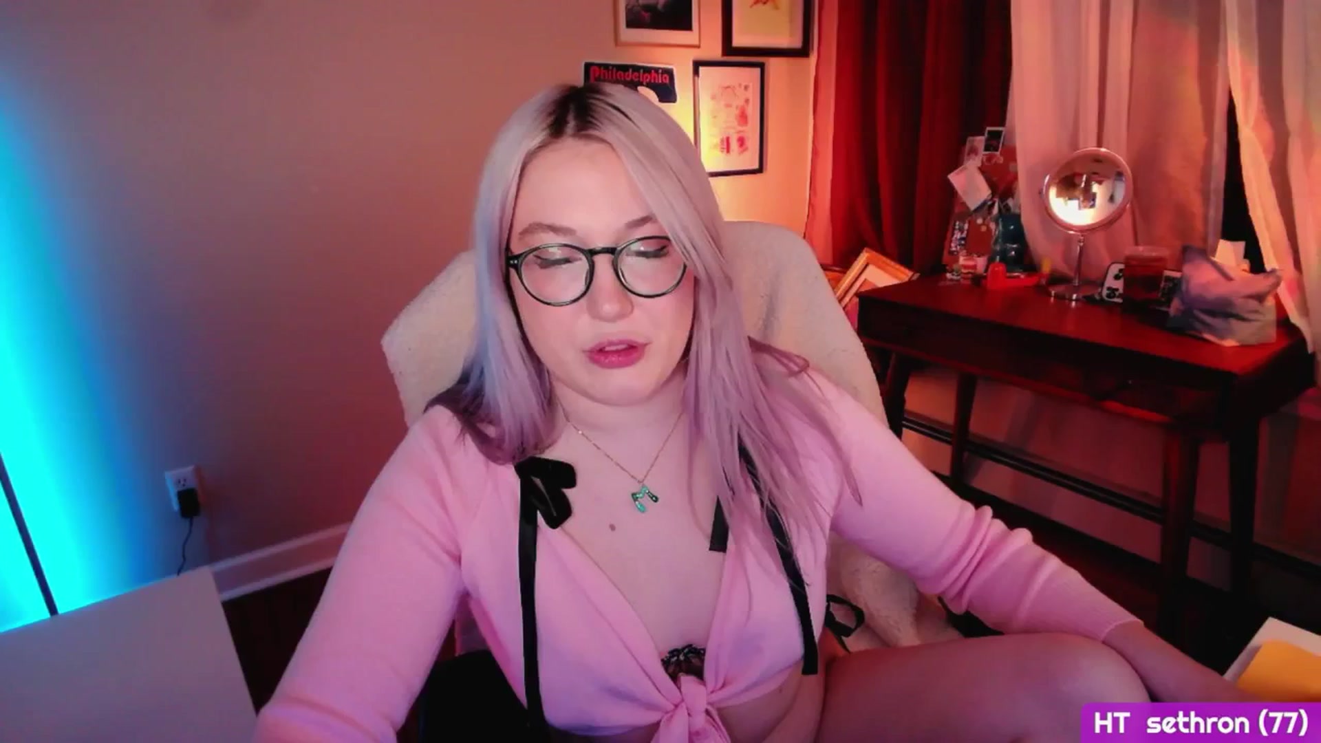 Gallery image thumbnail from MollySnacks's myfreecams stream on, 03/06/2025, 06:30 image 1 of 20