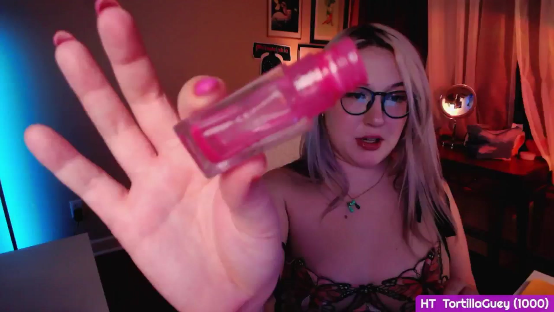 Gallery image thumbnail from MollySnacks's myfreecams stream on, 03/06/2025, 06:30 image 18 of 20