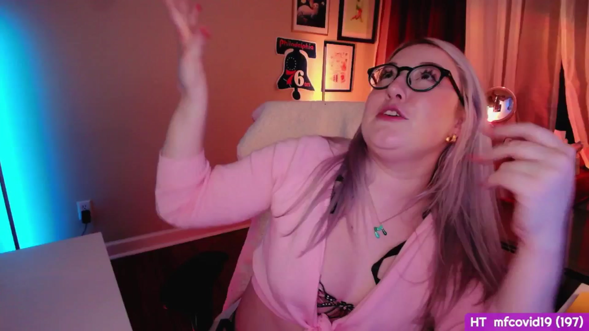 Gallery image thumbnail from MollySnacks's myfreecams stream on, 03/06/2025, 06:30 image 6 of 20