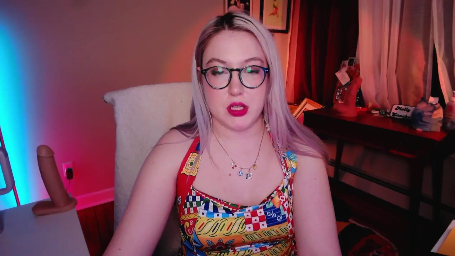 Gallery image thumbnail from MollySnacks's myfreecams stream on, 03/07/2025, 05:26 image 19 of 20