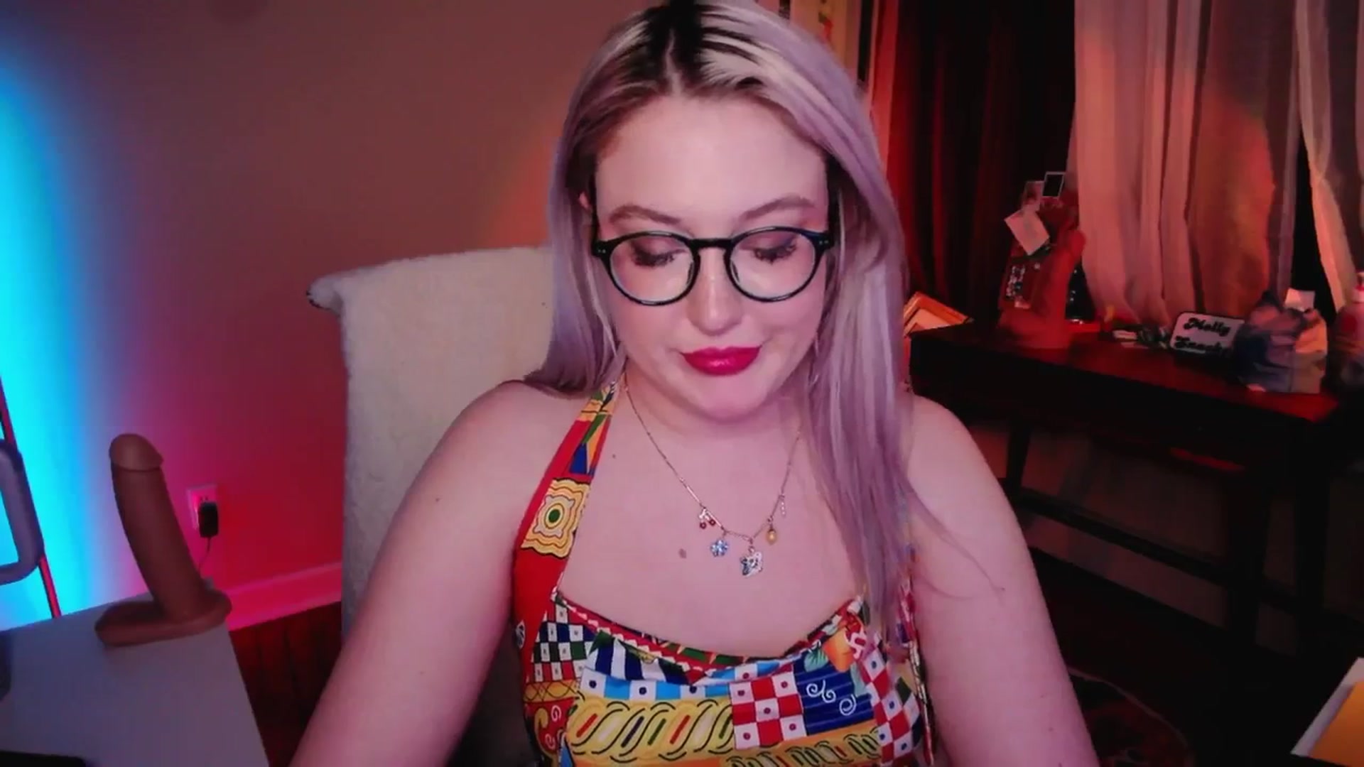 Gallery image thumbnail from MollySnacks's myfreecams stream on, 03/07/2025, 05:26 image 17 of 20
